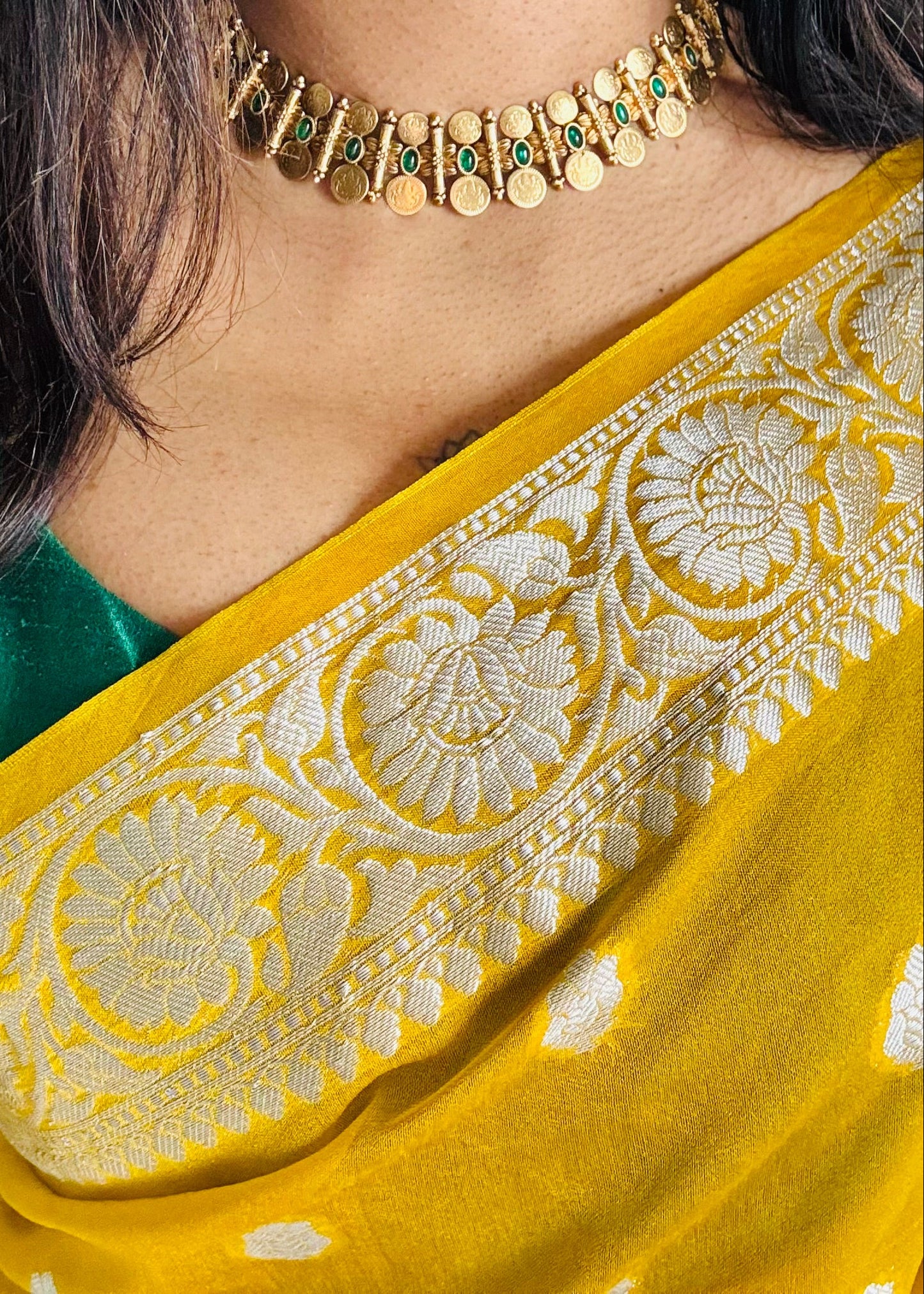 Coin necklace with green stones, with earrings - YCGPNP609