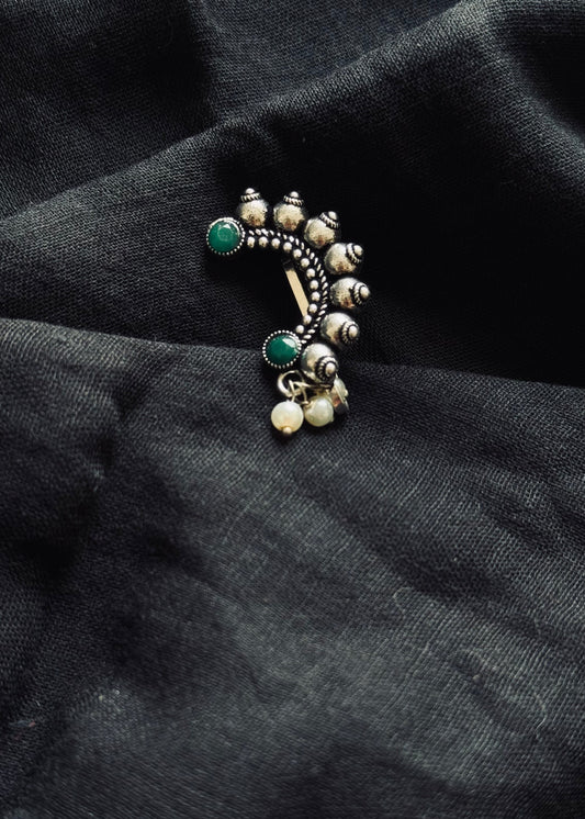 Oxidised silver, green stone, clip on Maharashtrian nath - YCOSNC198