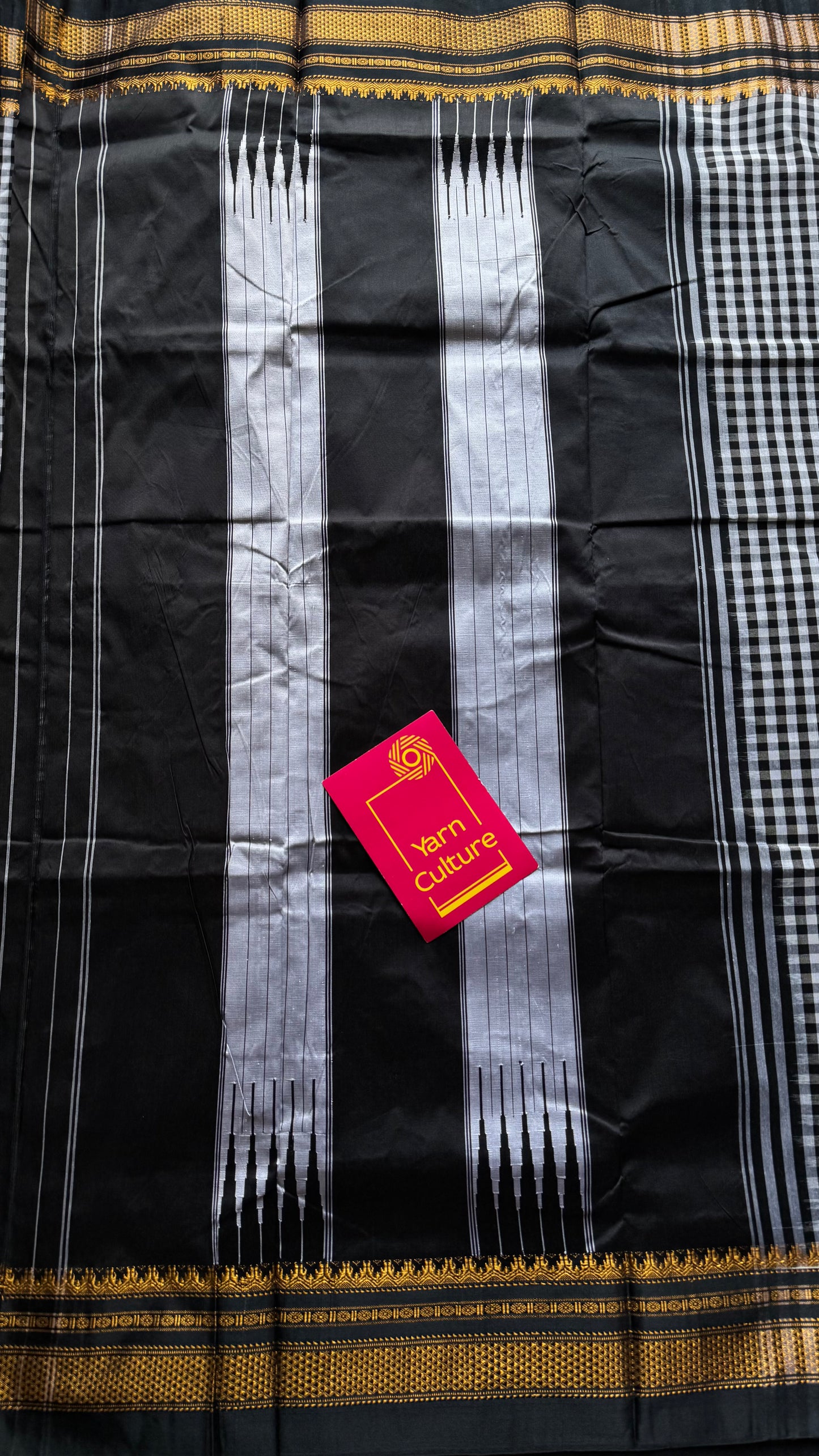 llkal black and white checks with chikki paras border, soft cotton - YCLOKICAP232