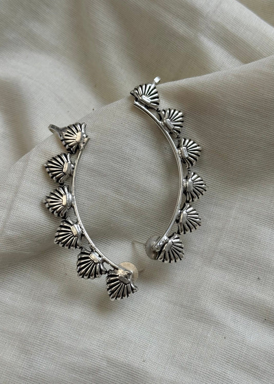 Oxidised silver, patterned earcuff - YCOSEEC304
