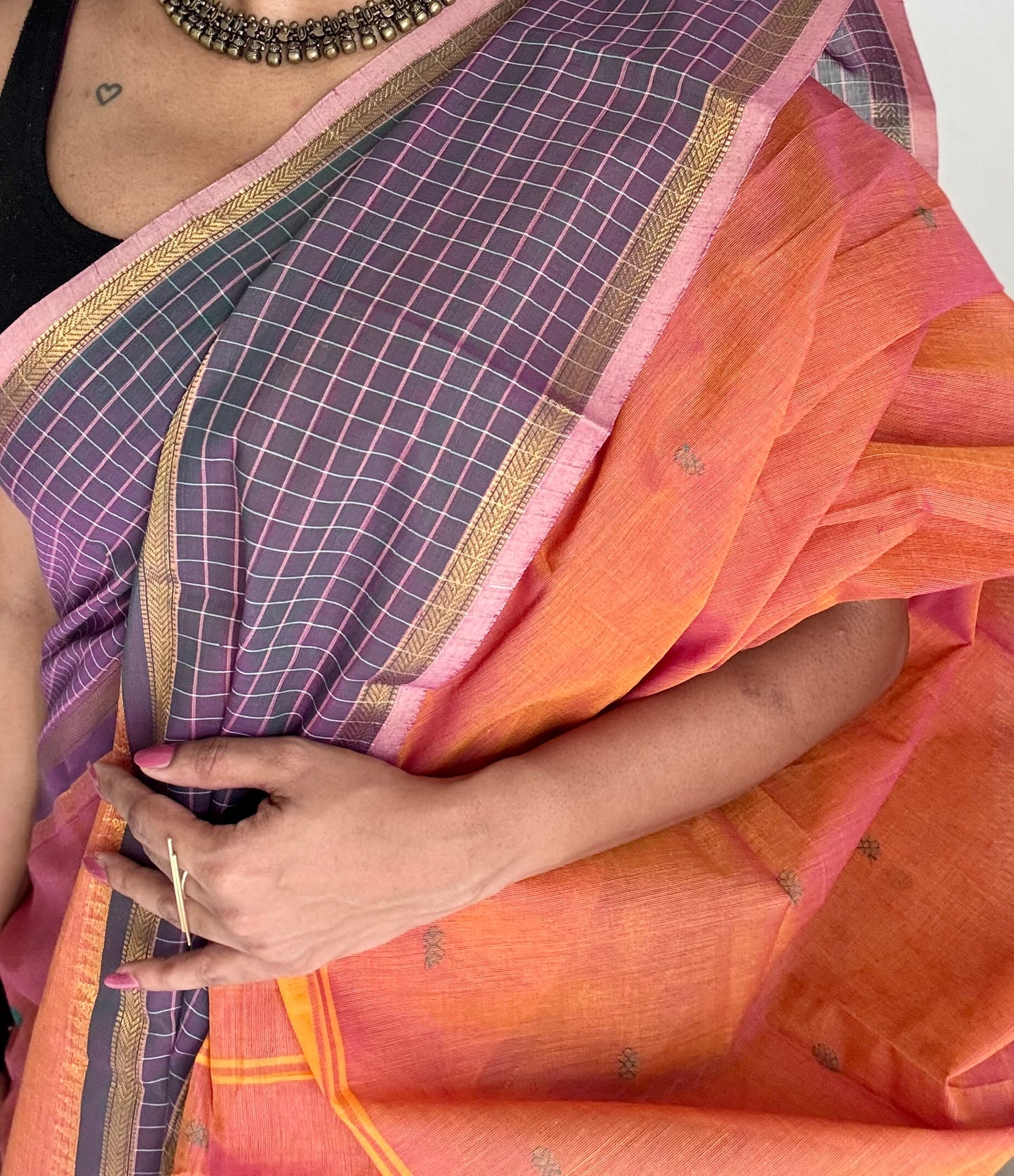 Orange pink dual tone and dark greyish blue contrast, Chettinad cotton saree with checkered border - YCCOTNMA273
