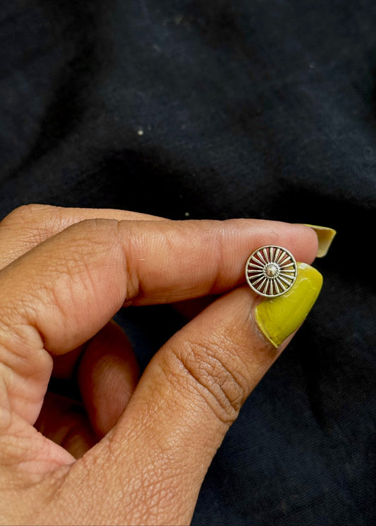 Round nose pin, intricate pattern in pure silver - YCNPP28