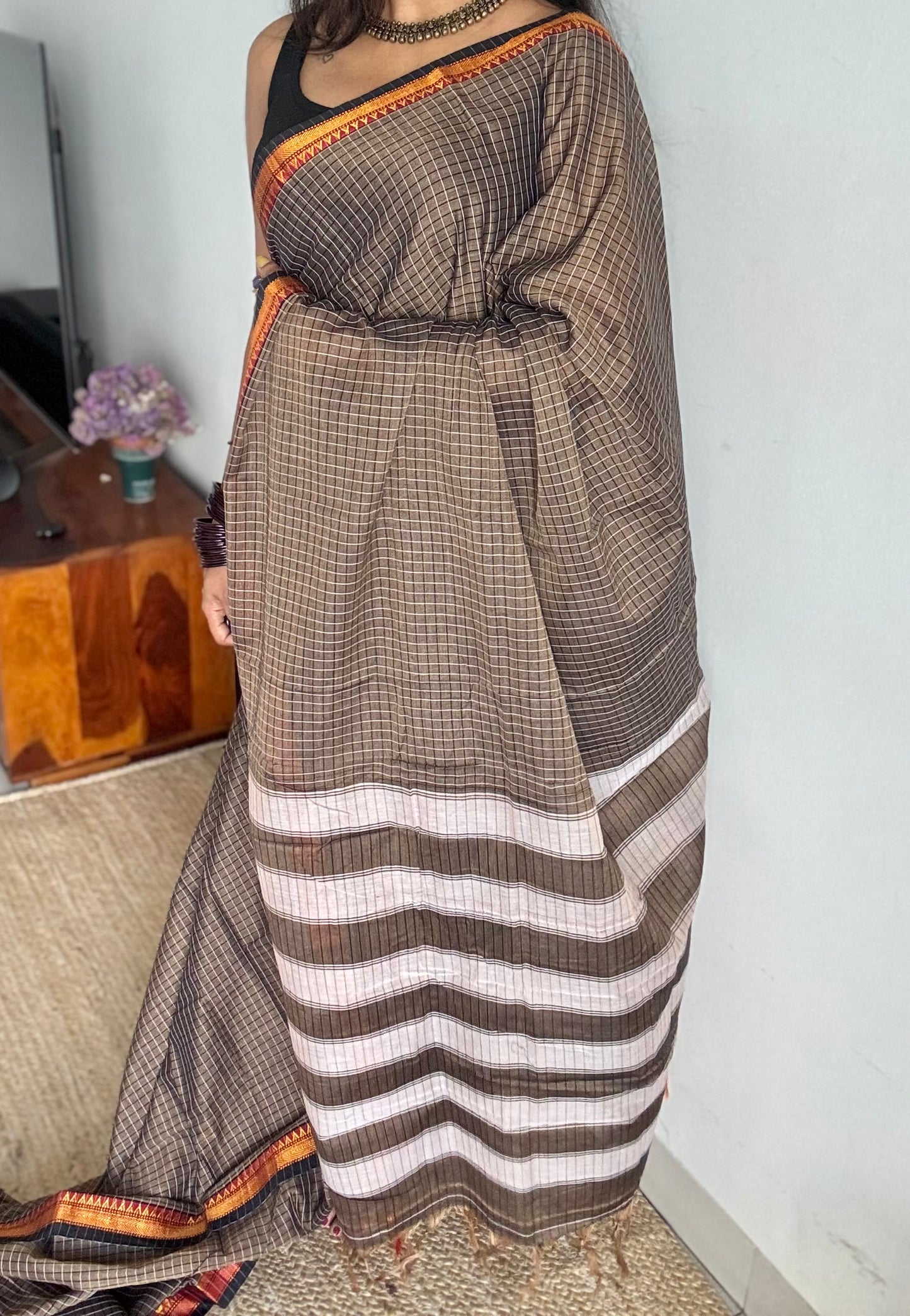 Grey with black checks, cotton silk blend, premium narayanpet saree - YCWOTDFE245