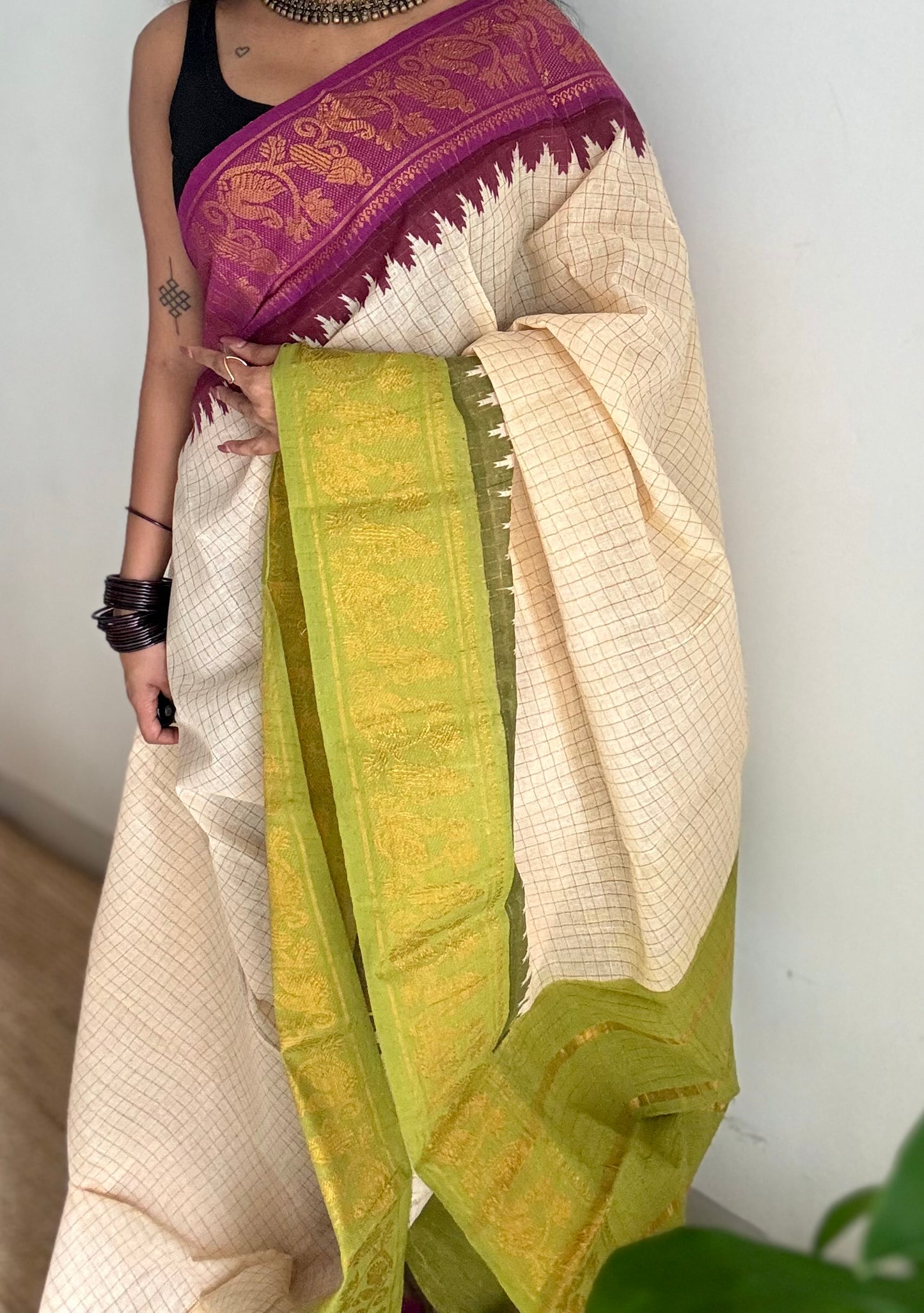 Sungudi cotton checks, ivory gold base, magenta and lime green dual tone border, soft cotton - YCCOTNMSJUL09