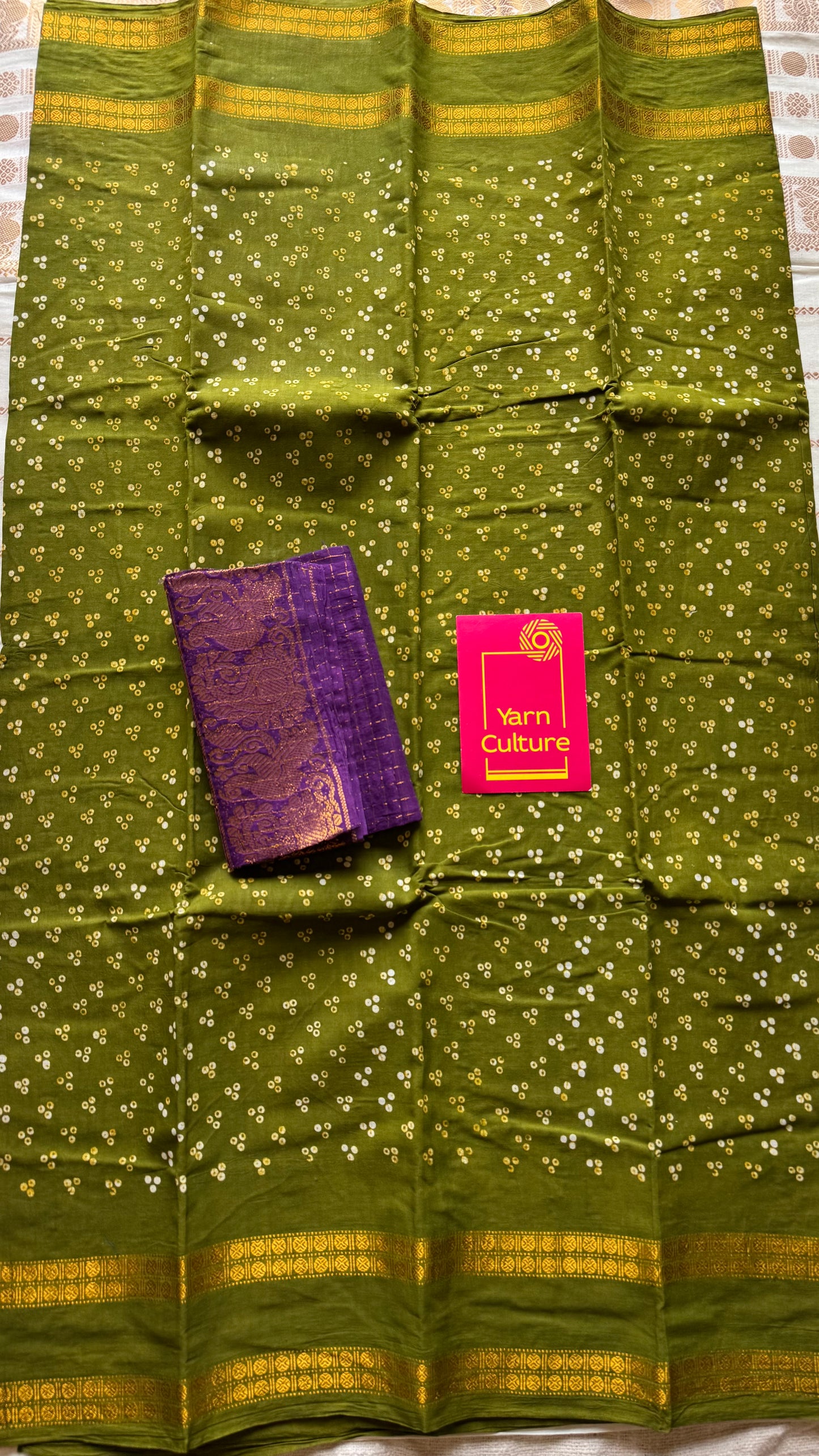 Green, wax dot printed sungudi, kattuchayam dyed madurai cotton - YCCOTNMSAP149