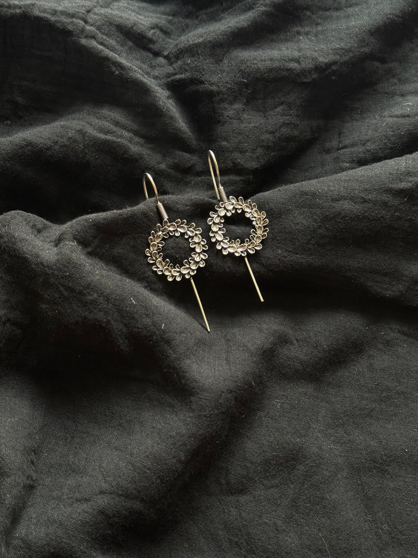 Oxidised silver, floral earcuff, clip-on - YCOSEC497