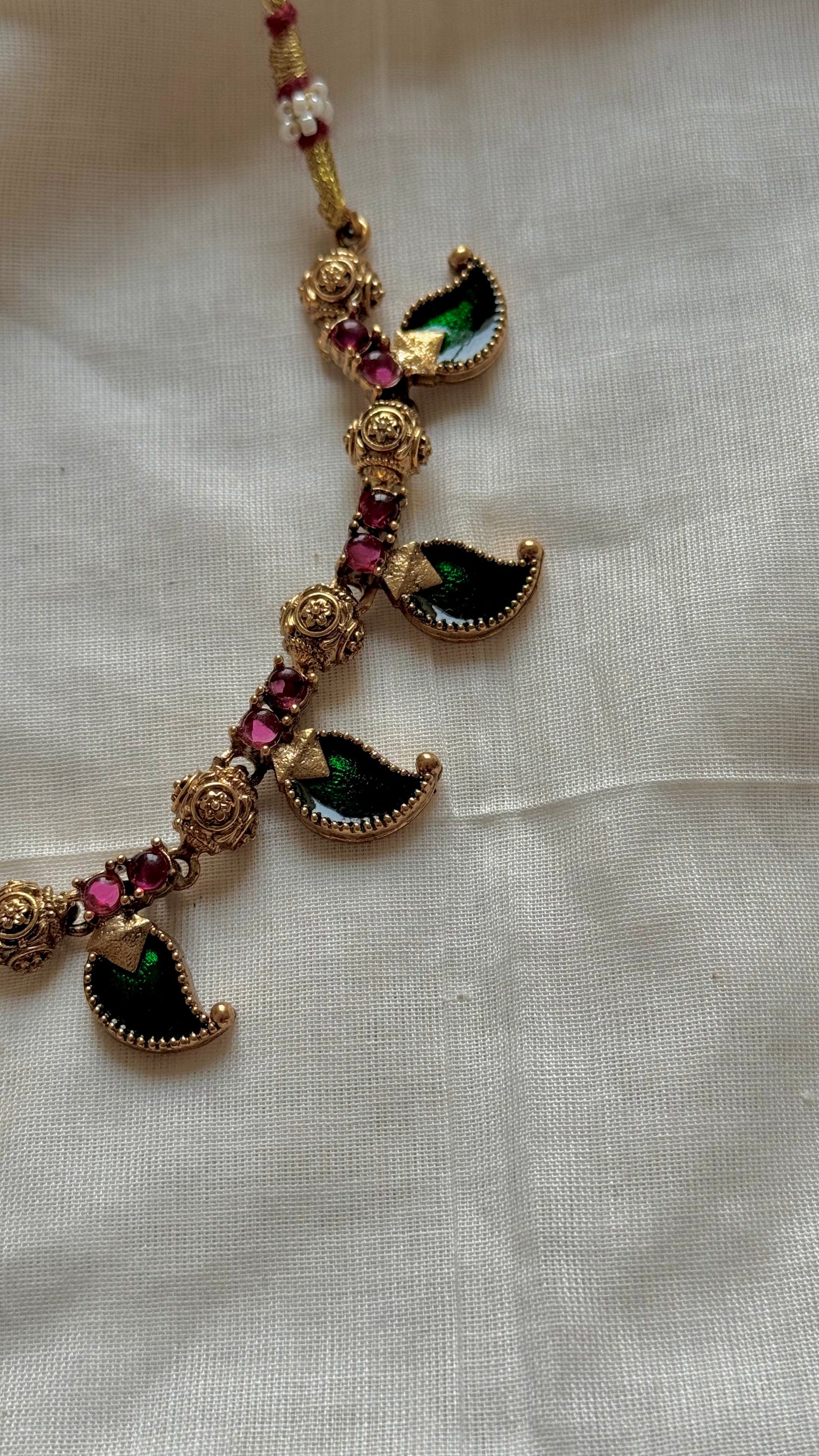 Green mango palakka neckpiece, with earrings - YCGPNP619