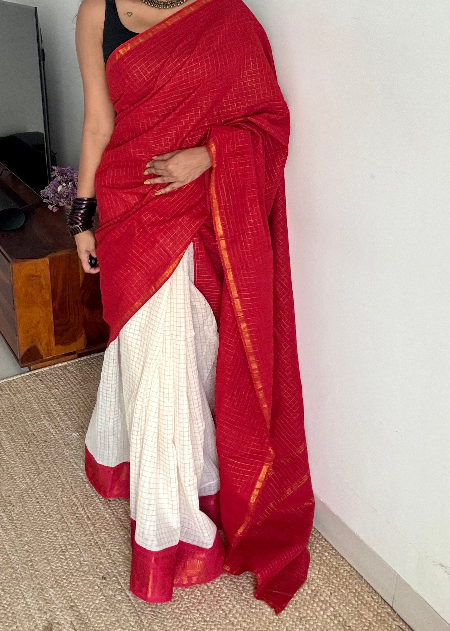 Red with ivory, sungudi cotton half-half saree - YCCOTNMSFE352