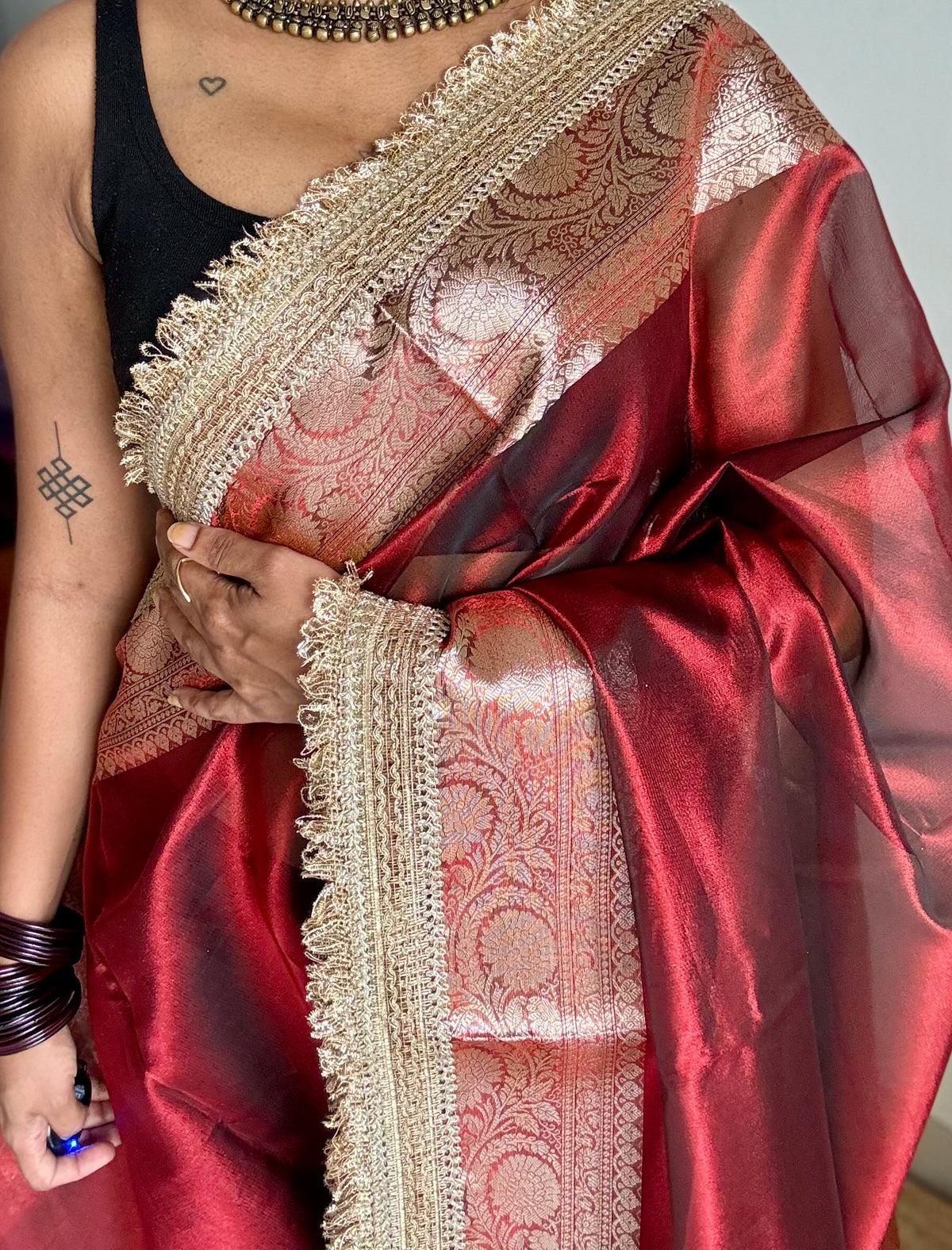 Red tissue Banarasi saree with embellished gold lace border - YCBLTOC79