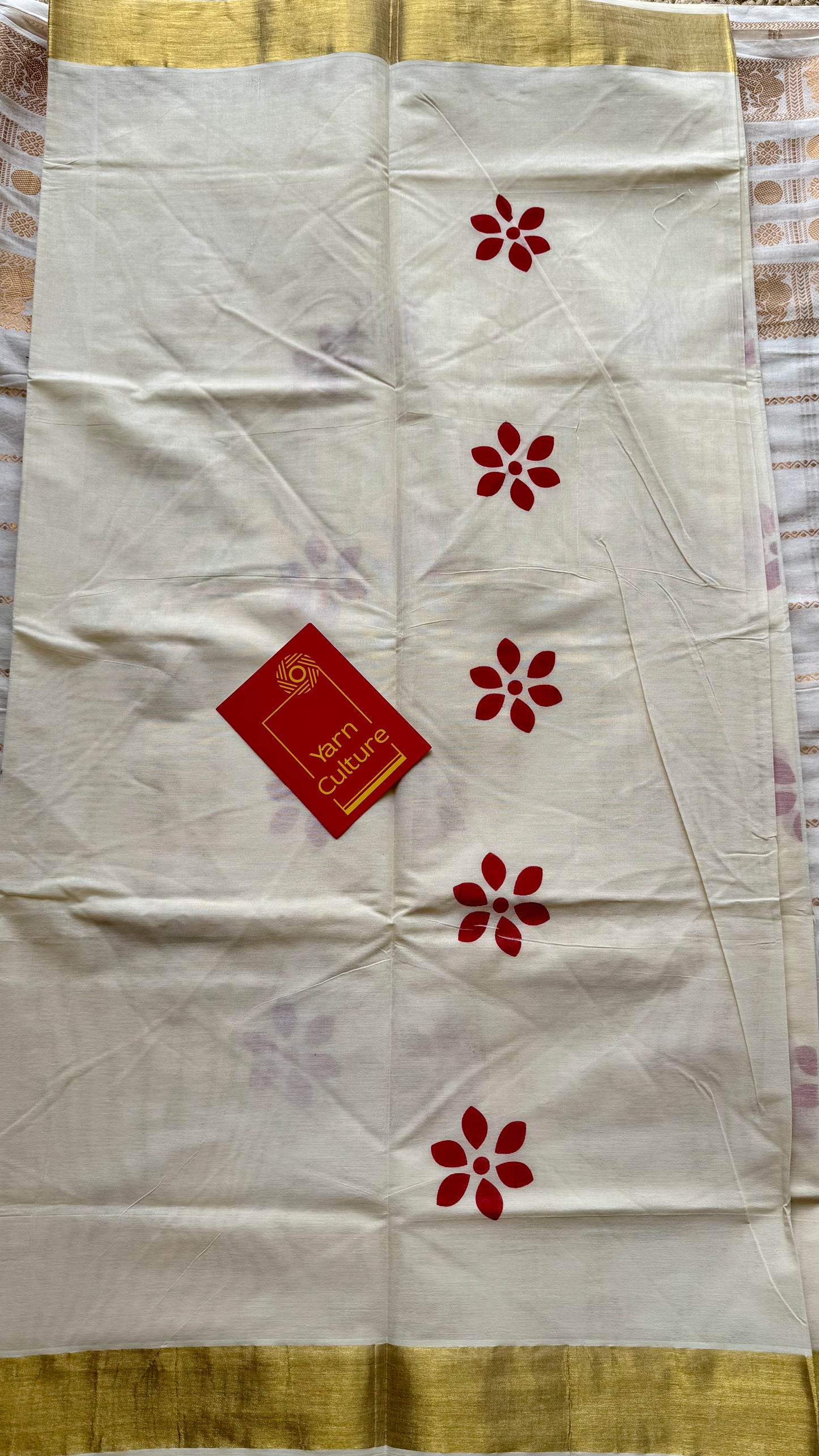 Ivory and gold soft cotton kasavu saree, red flowers - YCIEON80