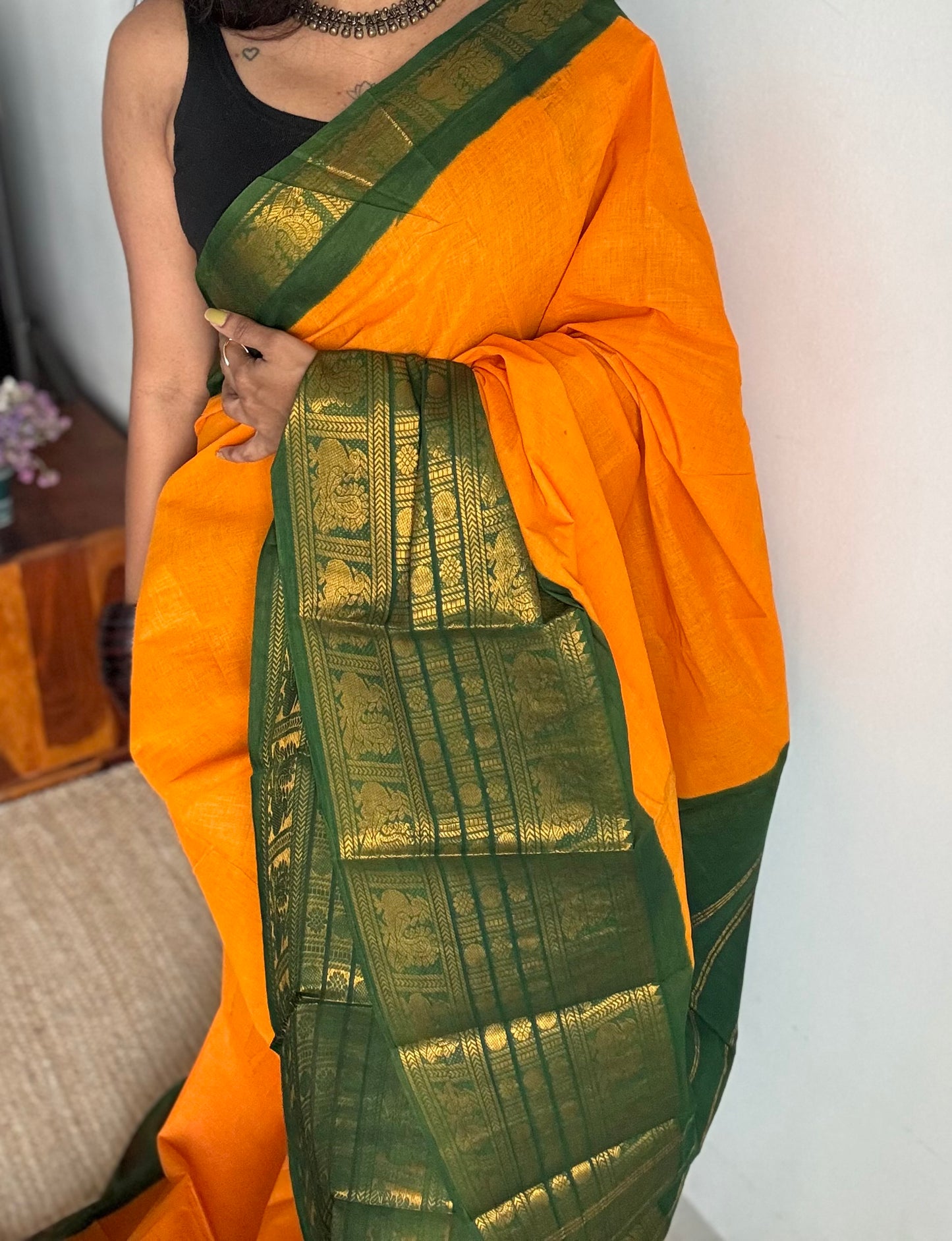 Mango yellow with green border, sungudi, madurai soft cotton - YCCOTNSUJA01