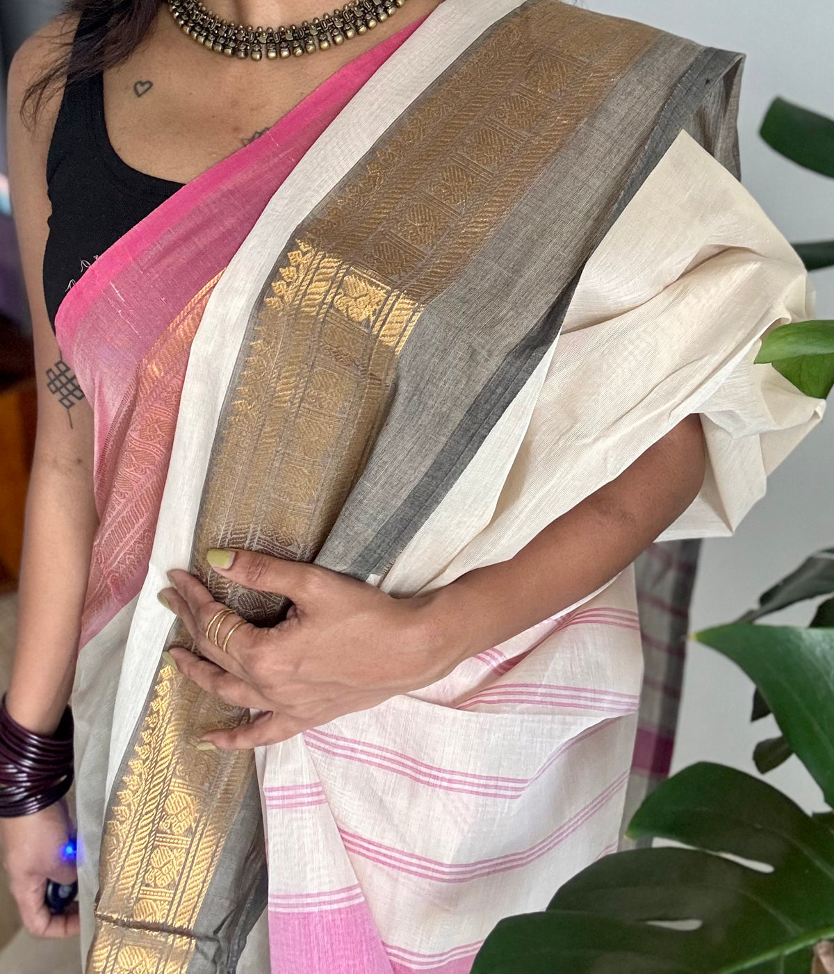 Ivory with pink and black ganga jamuna zari border kanchi cotton saree - YCCOTNCKSE22