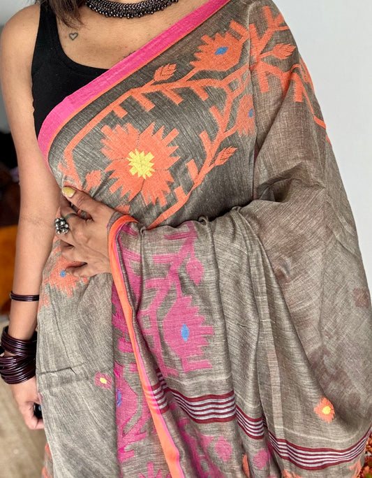 Grey with pink and orange jamdani saree in mul cotton - YCBCJDFE381