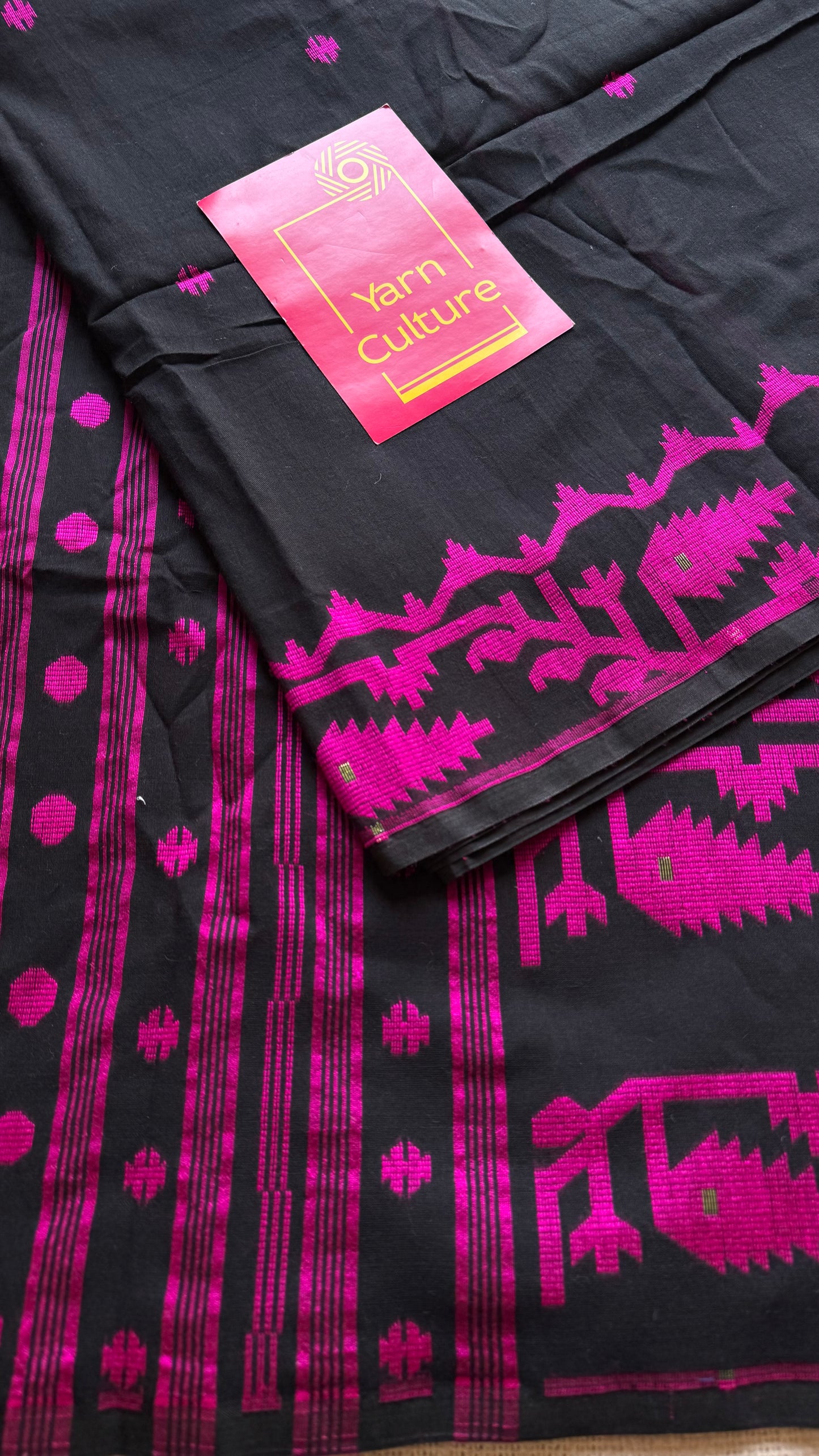 Black with magenta contrast jamdani saree in soft handloom cotton - YCBCJDFE380