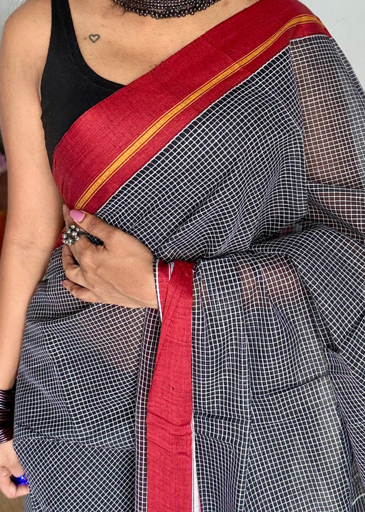 Classic black and white checks with maroon border, patteda anchu, soft cotton - YCLOKC222