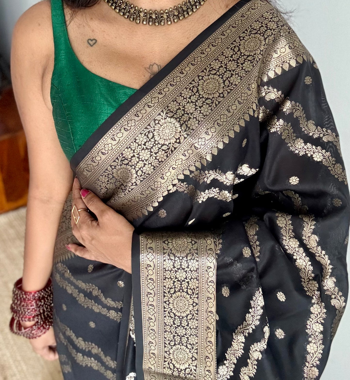 Black floral zari, Banarasi semi-georgette - YCDESE14