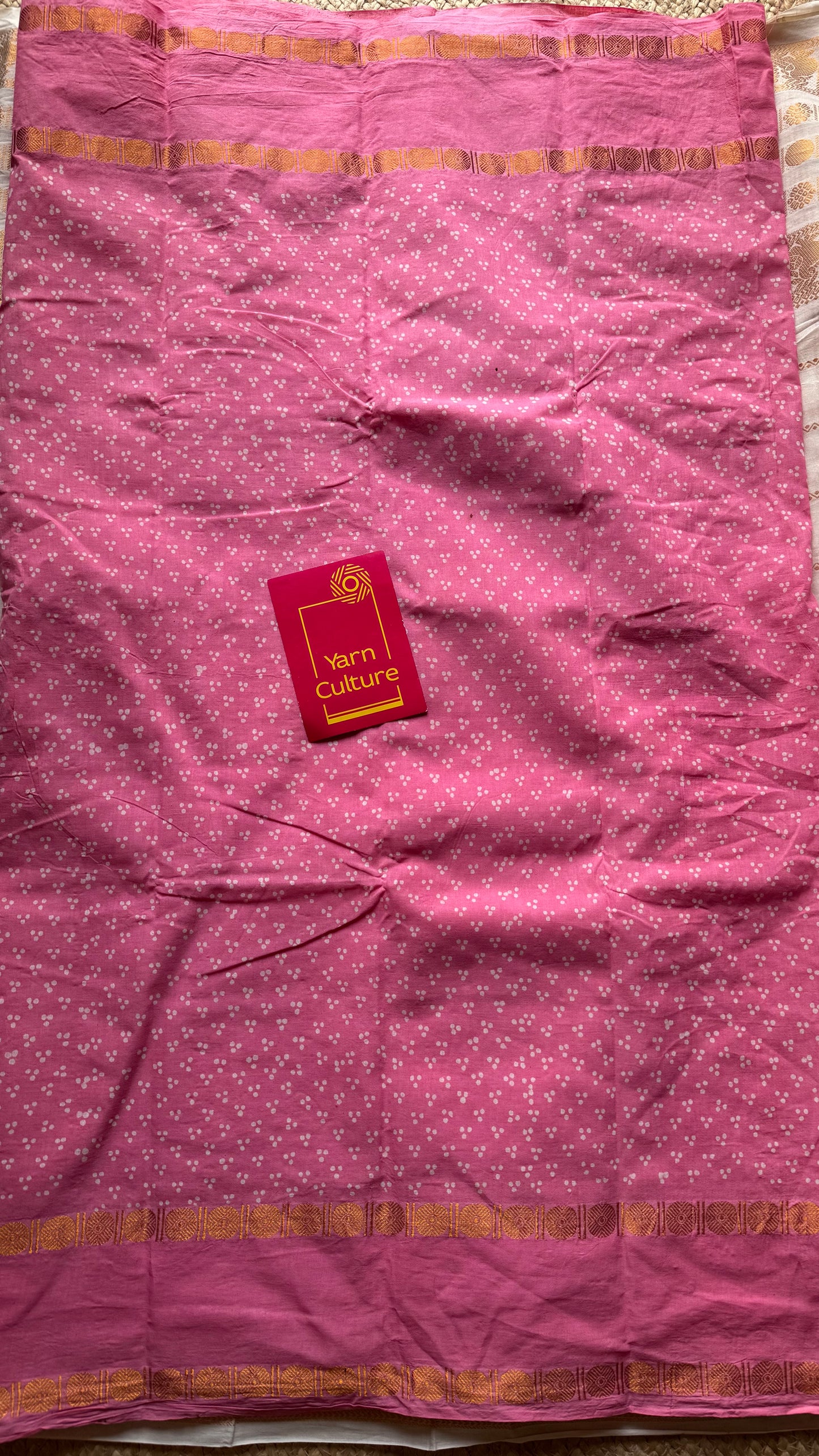 Pink wax dot printed sungudi, kattuchayam dyed madurai cotton saree - YCCOTNMA280