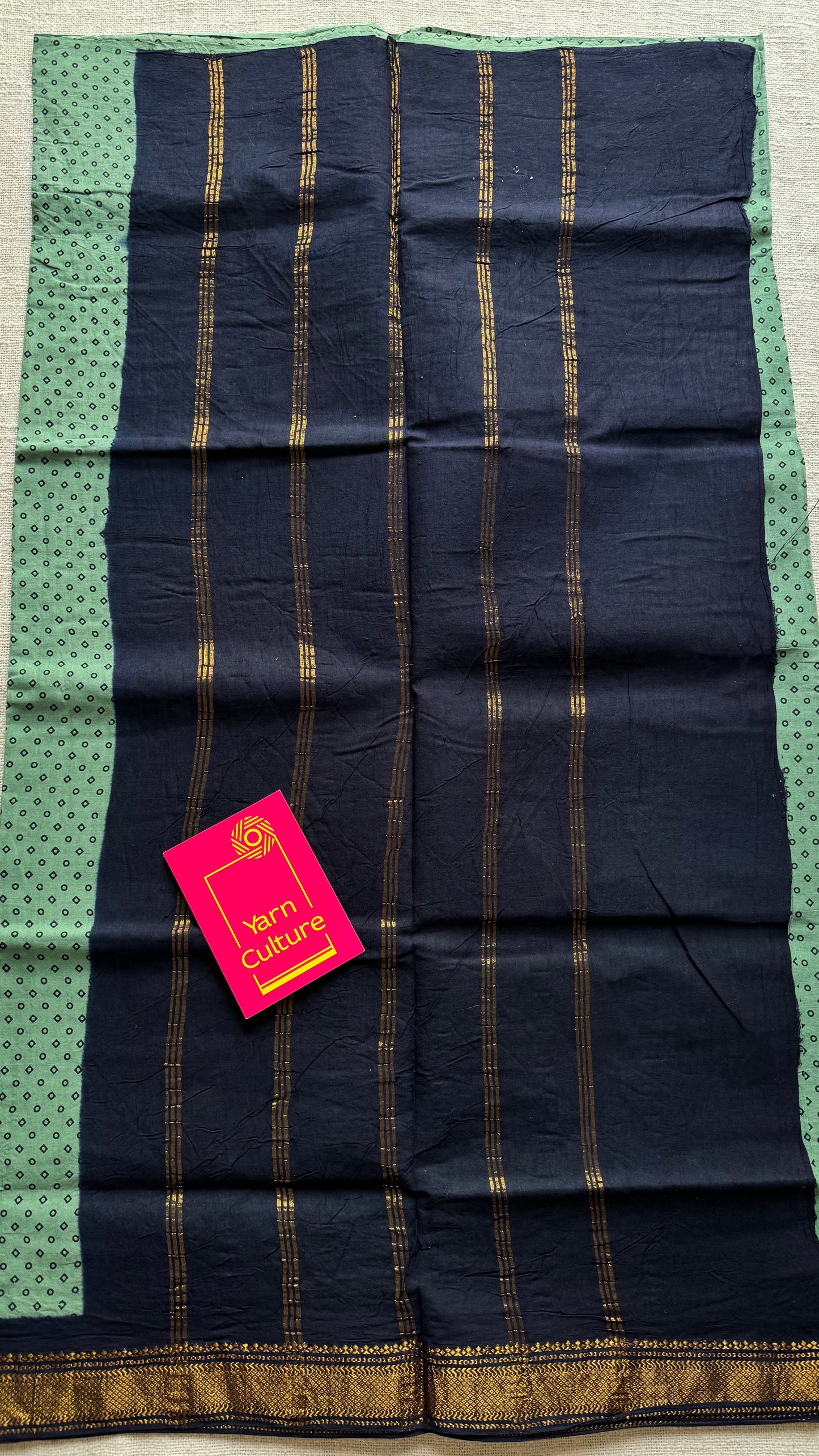 Pista green with navy blue, kattuchayam dyed madurai sungudi cotton saree - YCCOTNMSFE02