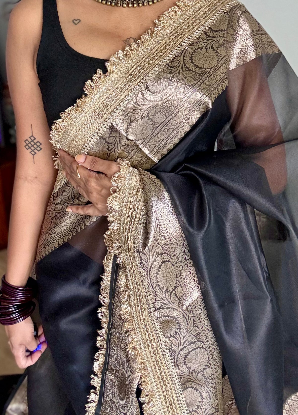 Black tissue Banarasi saree with embellished gold lace border - YCBLTOC81