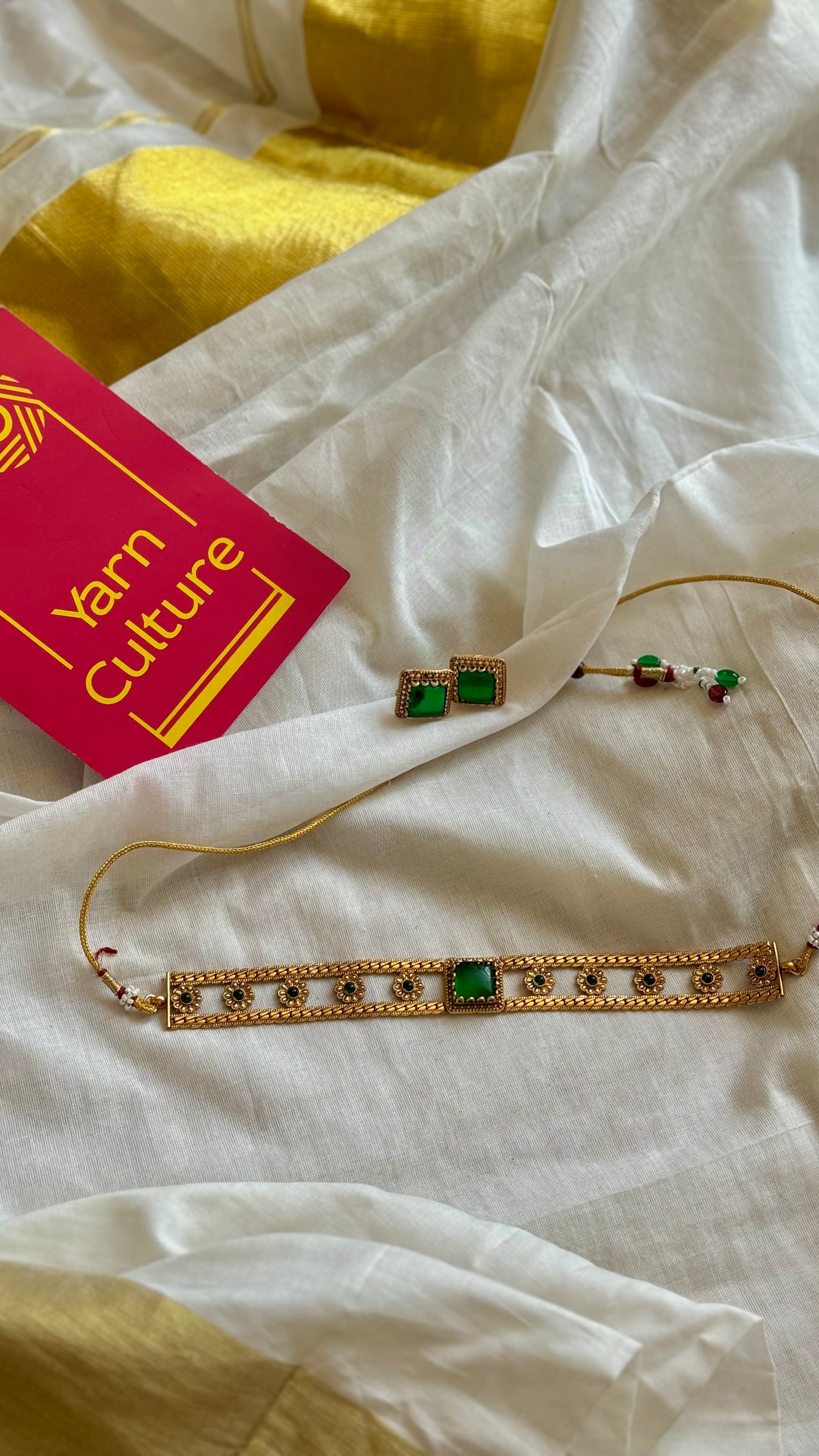 Floral choker neckpiece with green stones, with earrings - YCGPNP673