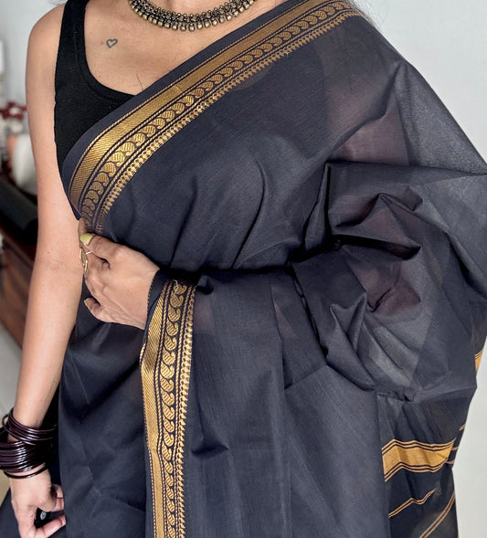 Chettinad cotton saree in black with thin paisley zari motif border - YCCOTNJUCC07