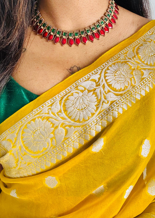 Red nagapadam neckpiece, with earrings - YCGPNP615