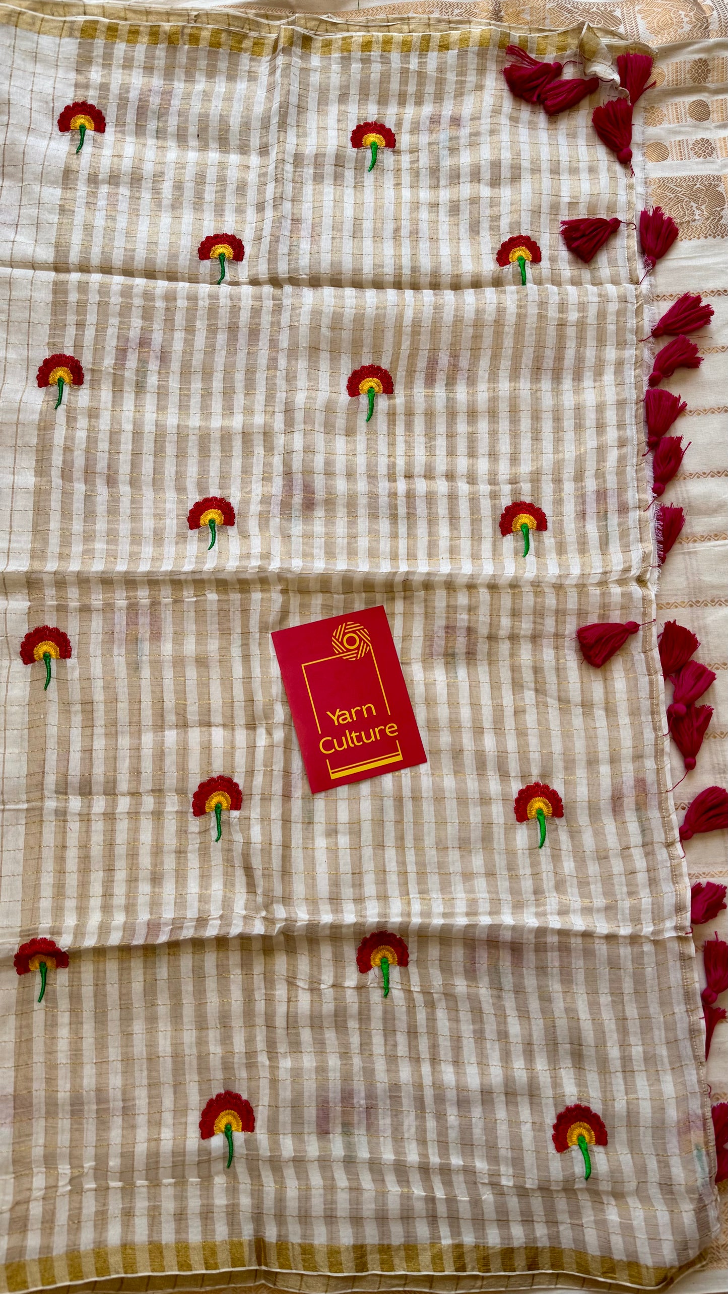 Ivory mul saree, checkered with floral embroidery - YCIEON28
