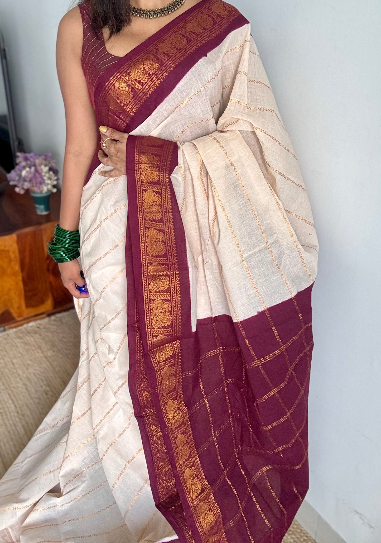 Cream velthaari patterned kattuchayam dyed madurai cotton saree with maroon peacock border - YCCOTNMSFE276