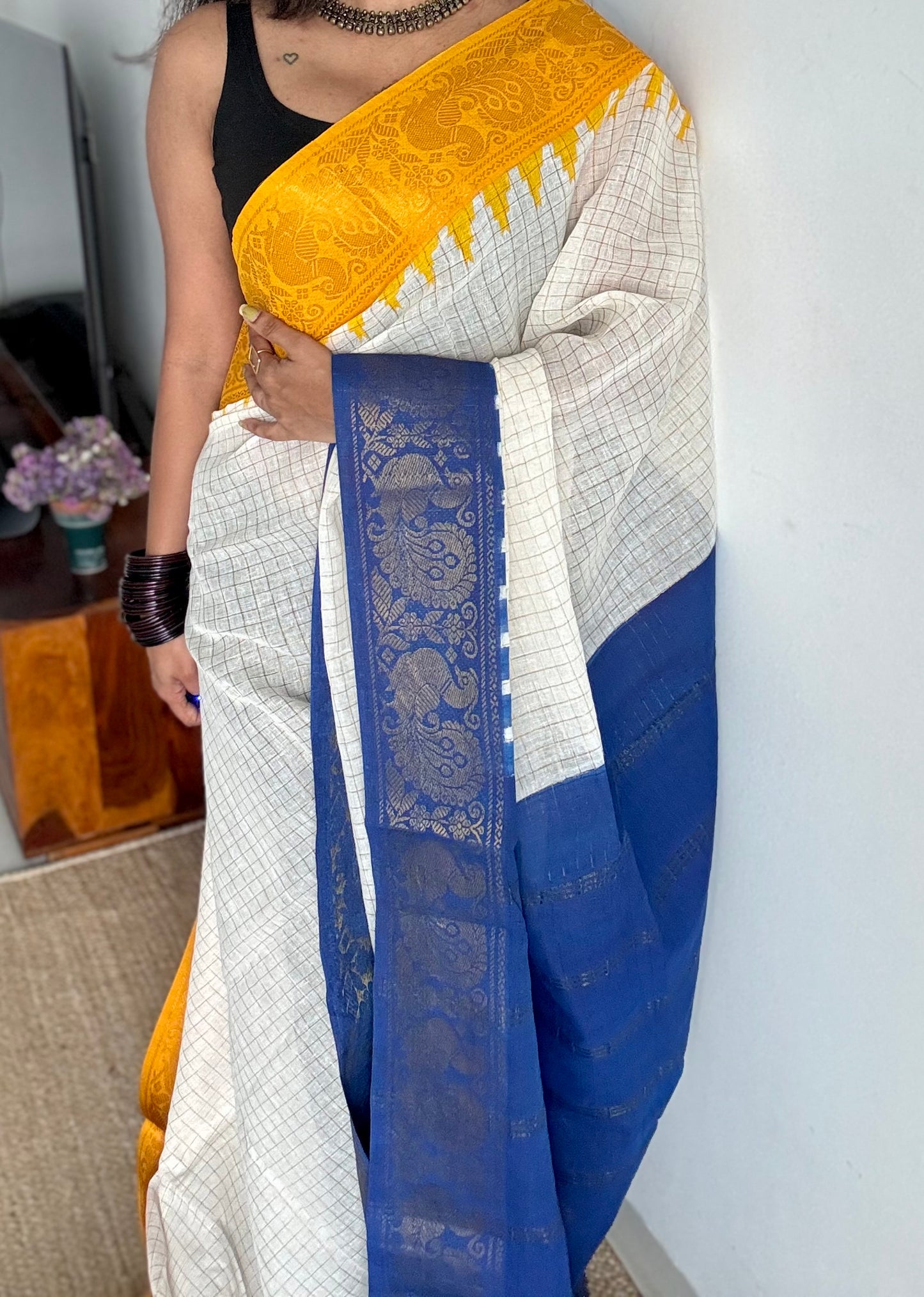 Sungudi cotton checks, ivory gold base, yellow and blue border, soft cotton - YCCOTNGJJA166