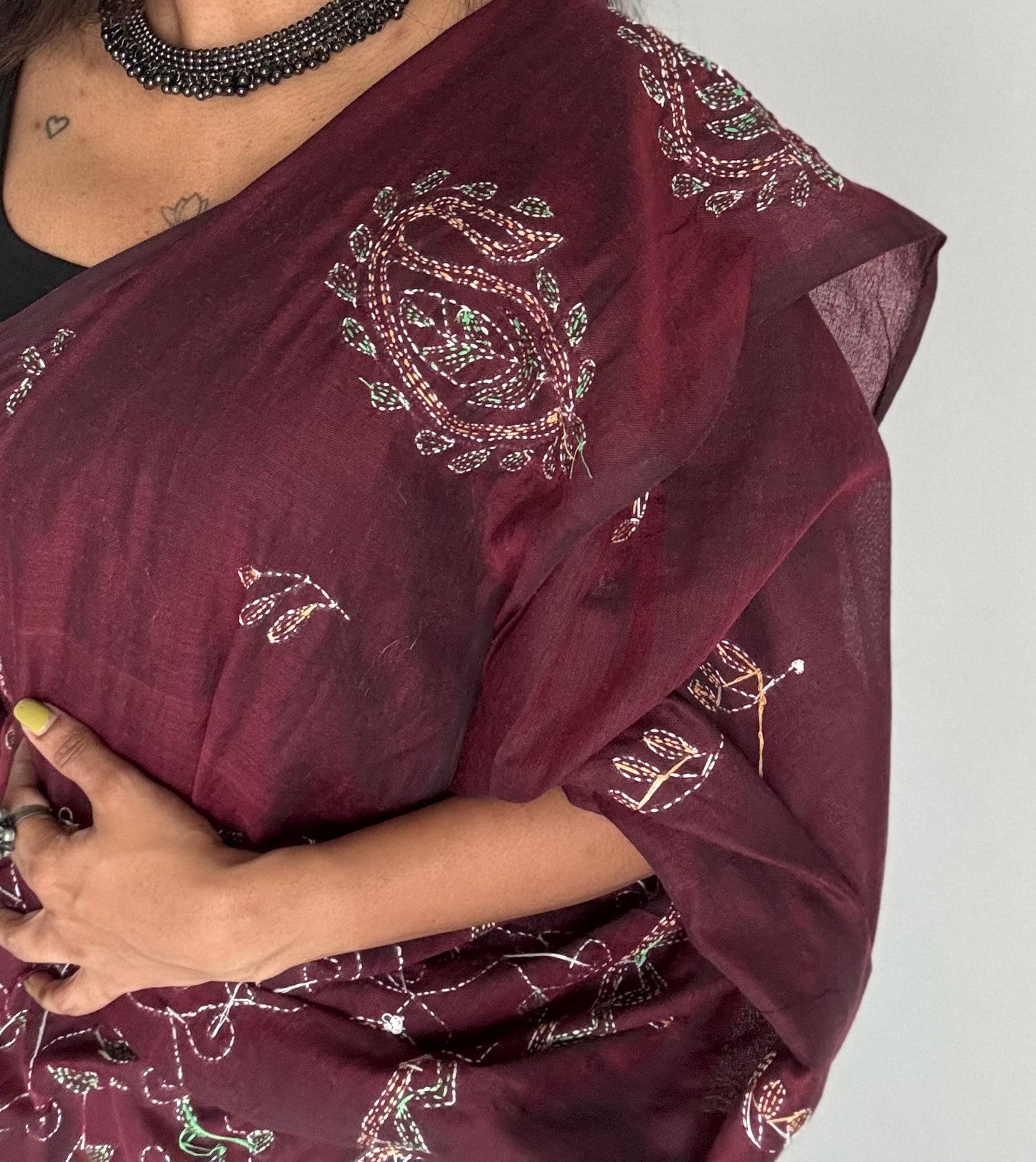 Embroidered maroon kantha weave in soft cotton - YCBCKKJA147