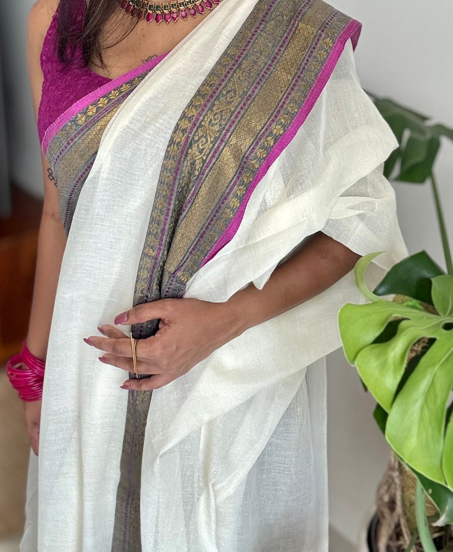 Ivory mul saree, purple pink and antique gold kanchi border - YCIEON30