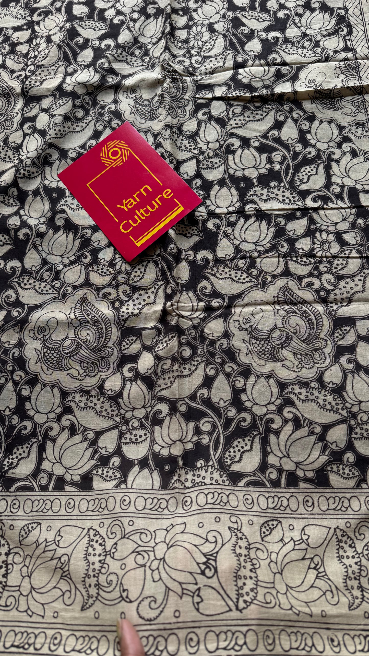 Black with cream kalamkari saree, floral vines, soft cotton - YCWOTDMA353