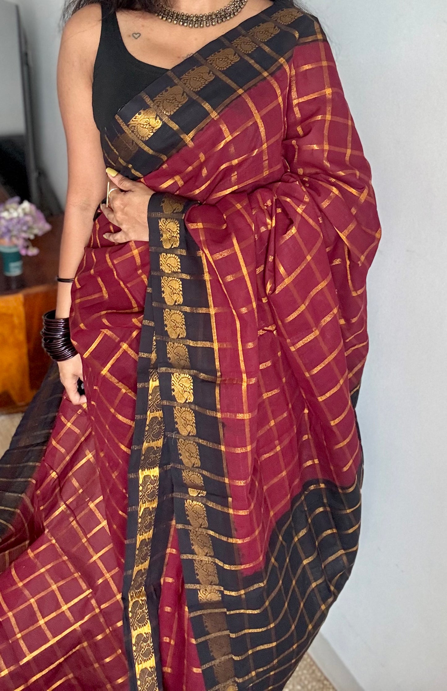 Maroon with black pavithra kattam sungudi, madurai cotton - YCCOTNSUDE77
