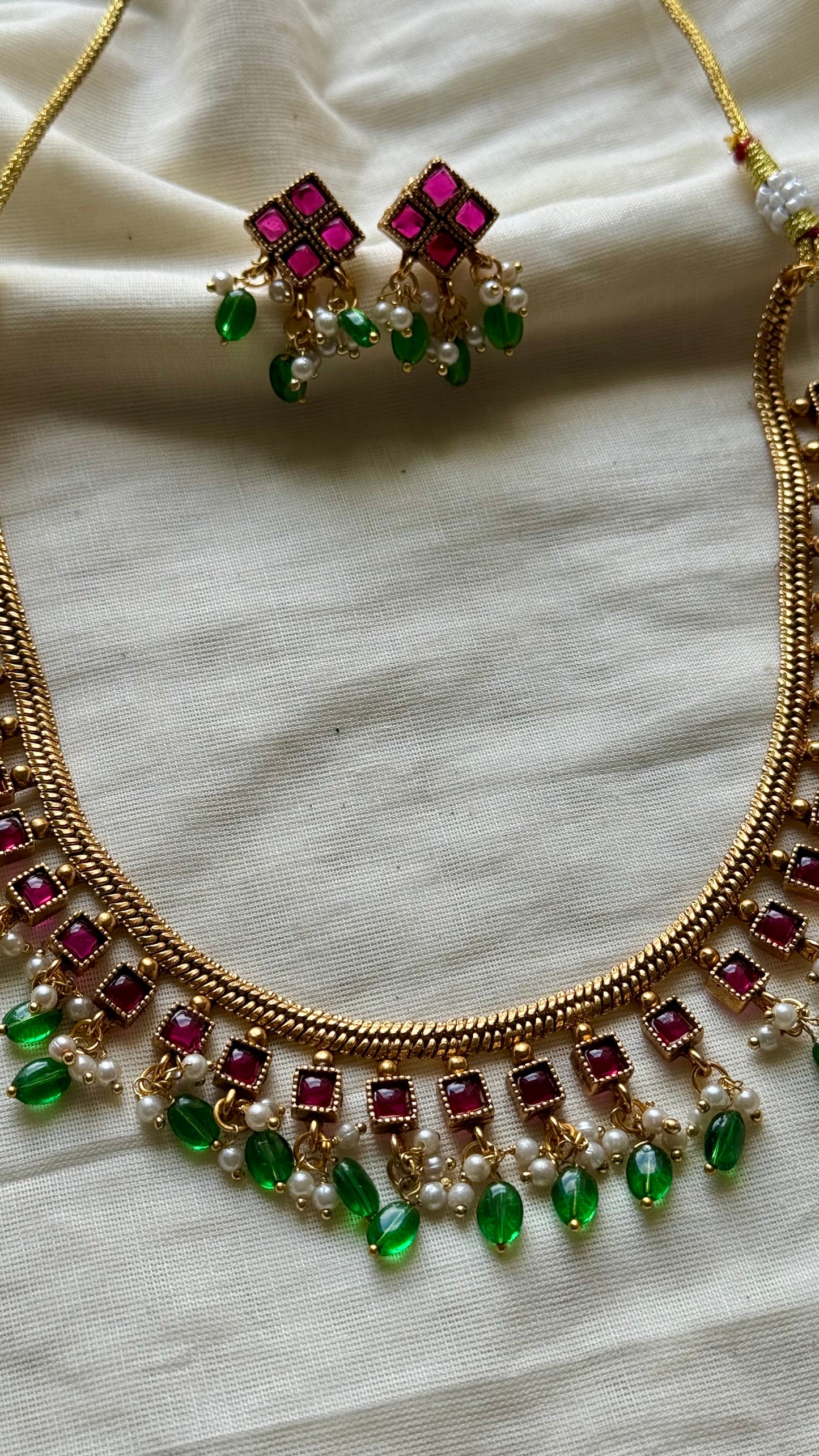 Antique gold jadau kundan choker neckpiece with earrings - YCAGNP272