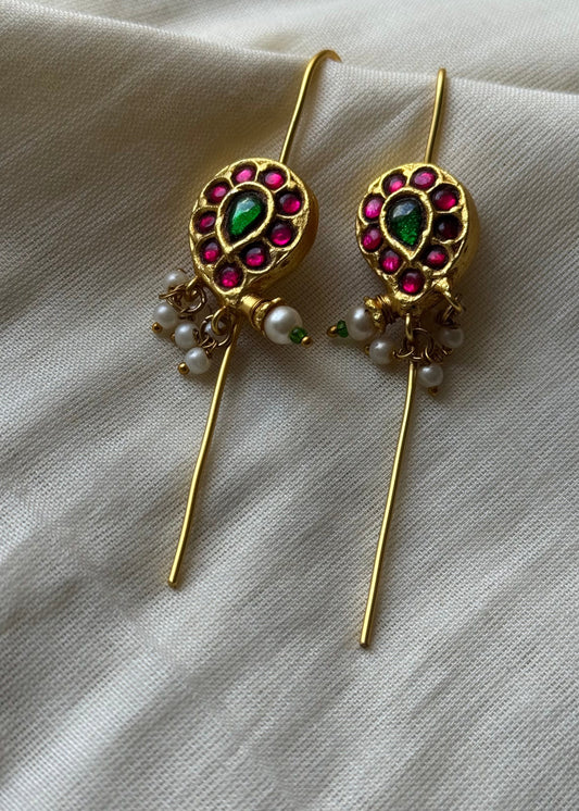 Gold plated kundan stone earcuff - YCAGEEC278