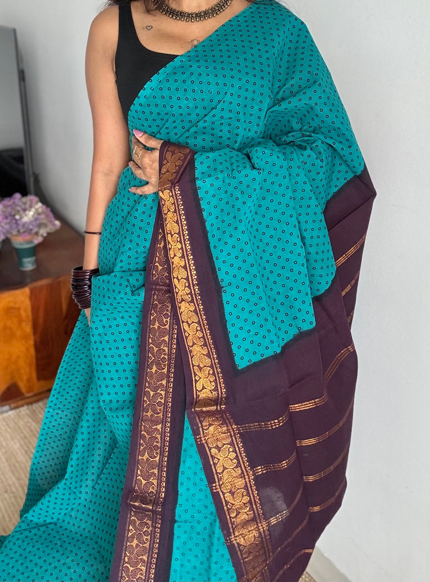 Dark cyan with purple brown, kattuchayam dyed madurai sungudi cotton saree - YCCOTNMSFE07