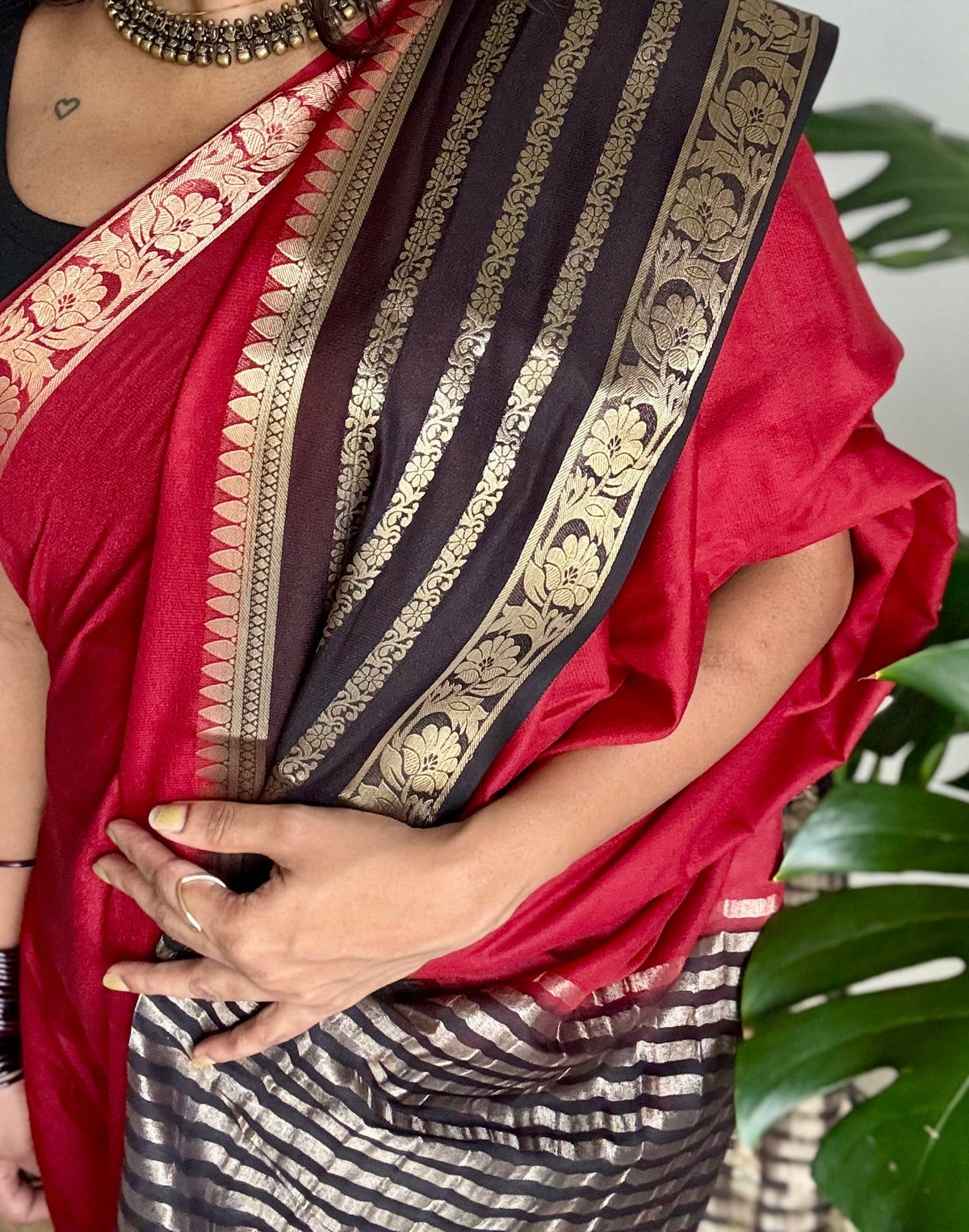 Maroon and black, semi crepe silk saree with antique gold border - YCLOKOC50