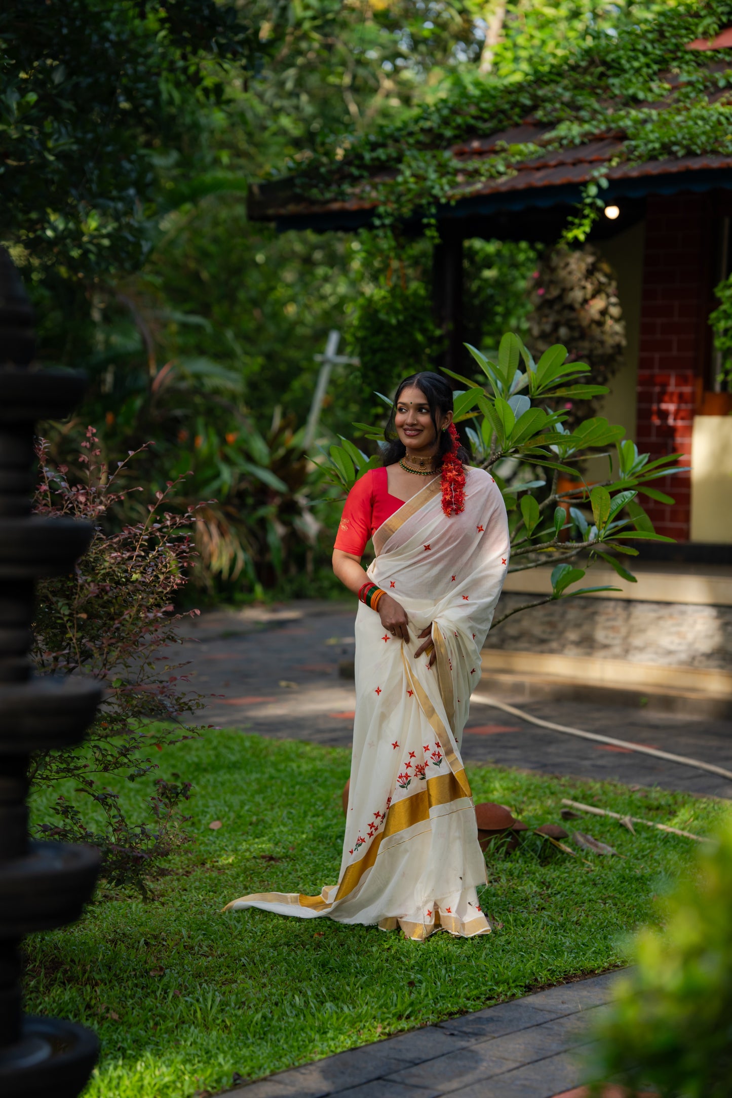 Nandana : Chethi/Thechi - orange red floral embroidery, ivory & gold, soft cotton - YCIEON165