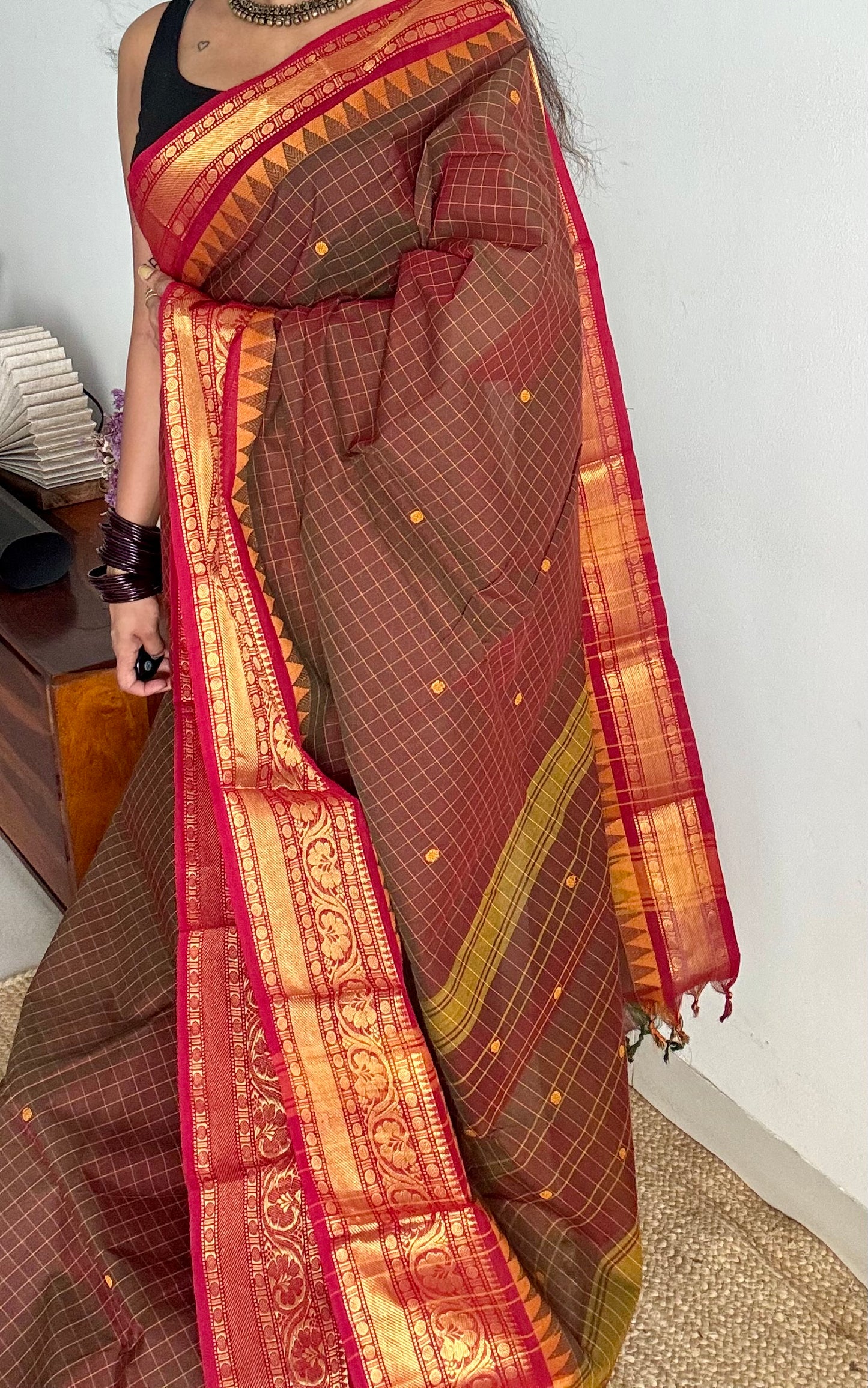 Brownish green with red contrast, checkered kanchi cotton saree - YCCOTNJU22