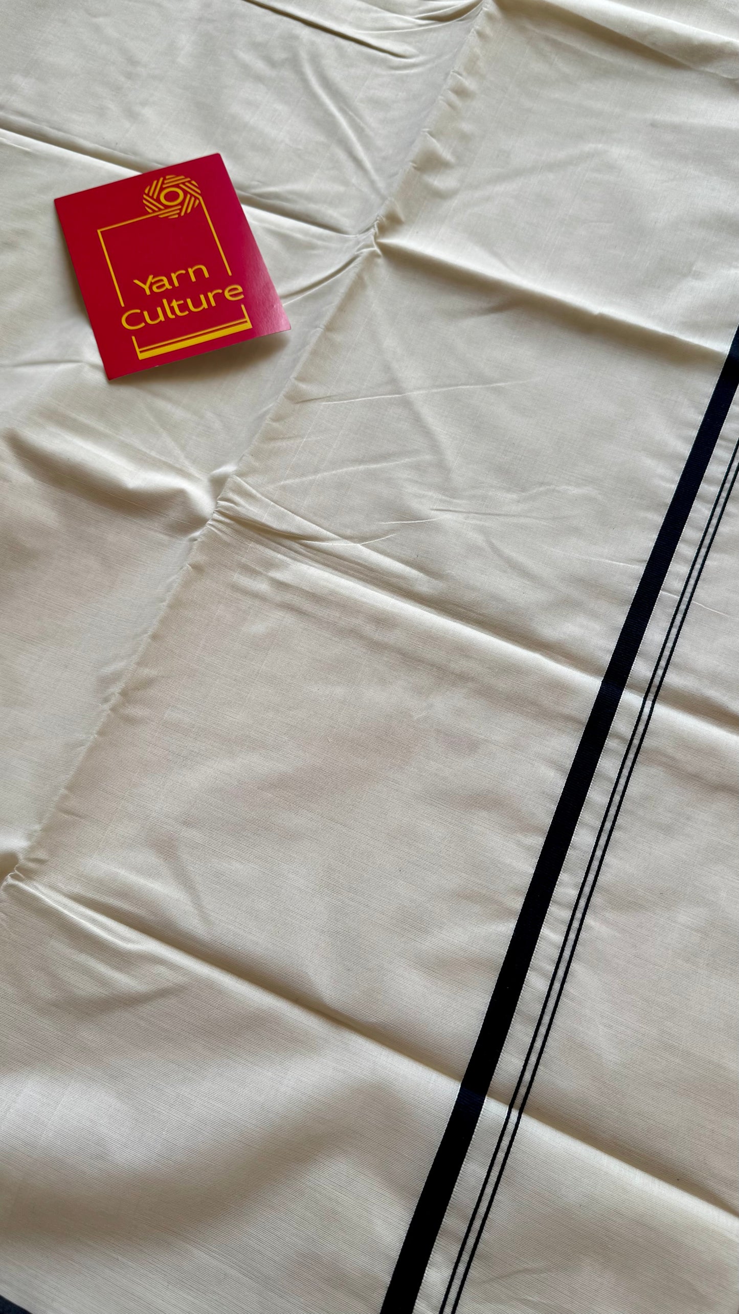 Handloom, woven in Chendamangalam Looms, ivory with black puliyilakkara soft cotton saree - YCIEON148