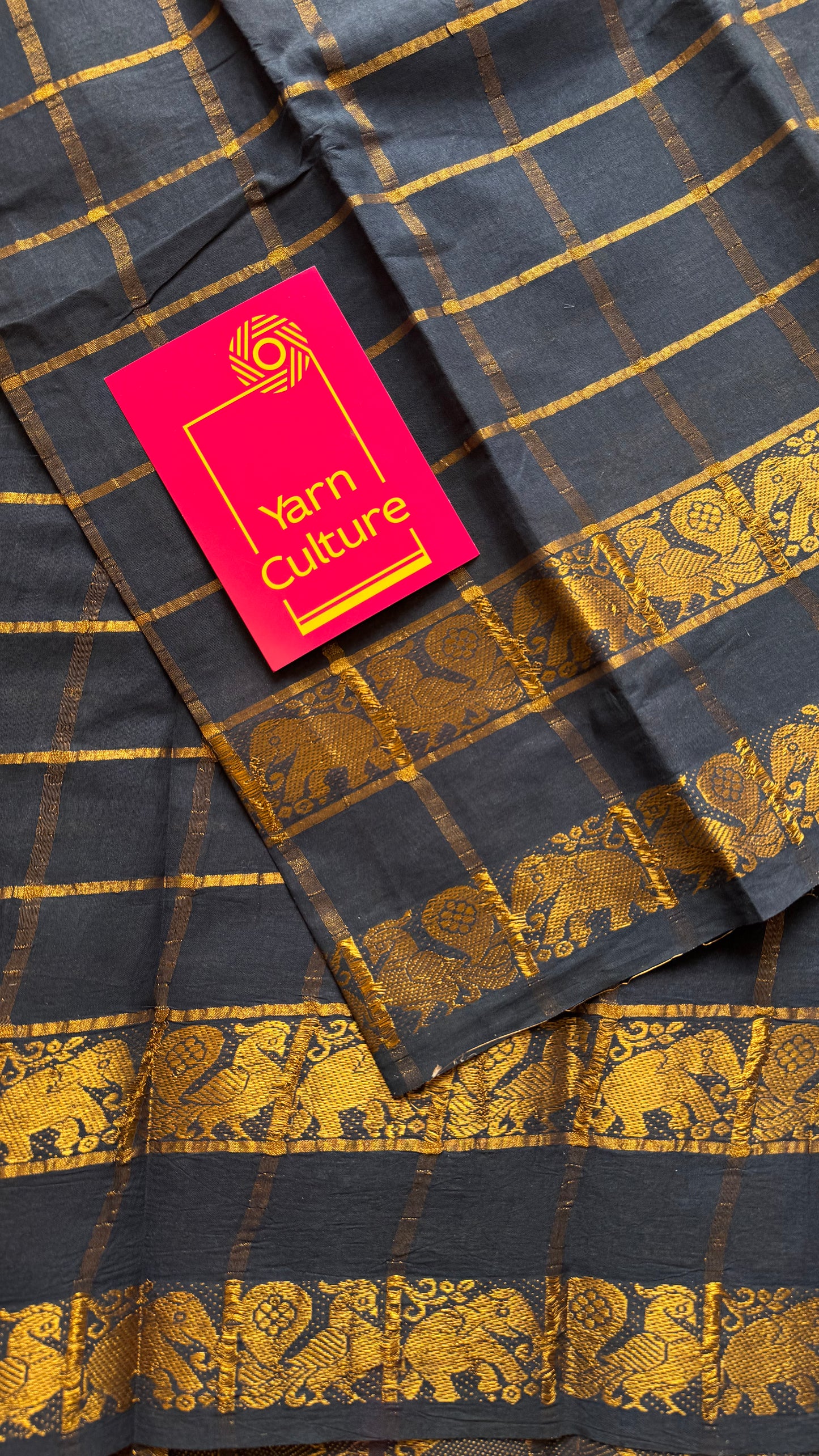 Black pavithra kattam with motif double border, kattuchayam dyed madurai cotton saree - YCCOTNMSAP174
