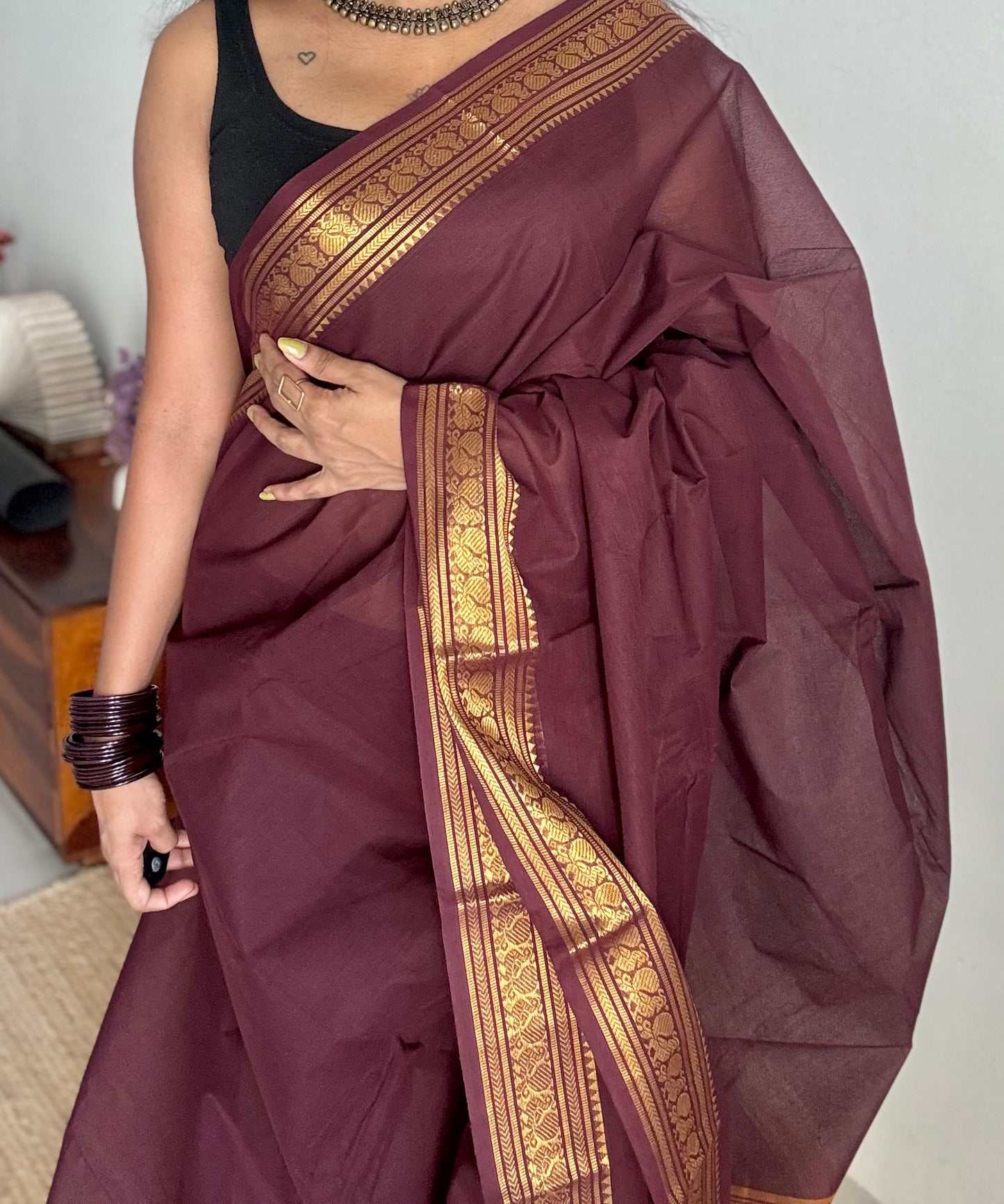 Chettinad cotton saree in maroon with thin peacock zari motif border - YCCOTNJUCC10