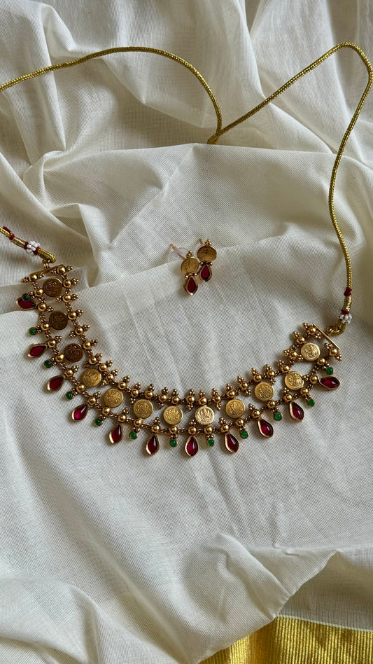 Double layer coin necklace with red and green stones - YCAGC75