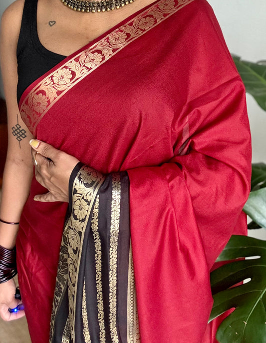 Maroon and black, semi crepe silk saree with antique gold border - YCLOKOC50