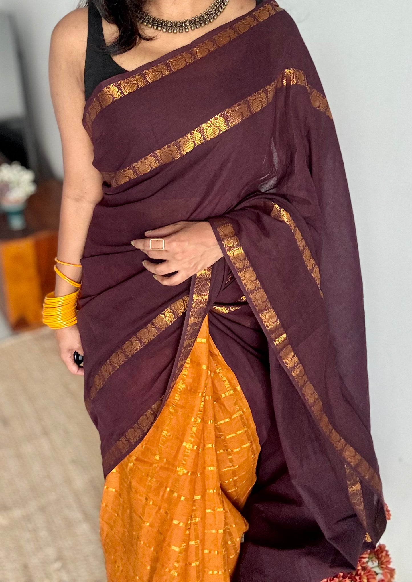 Samanthi (சாமந்தி) : brown with yellow, sungudi cotton - YCENOID03