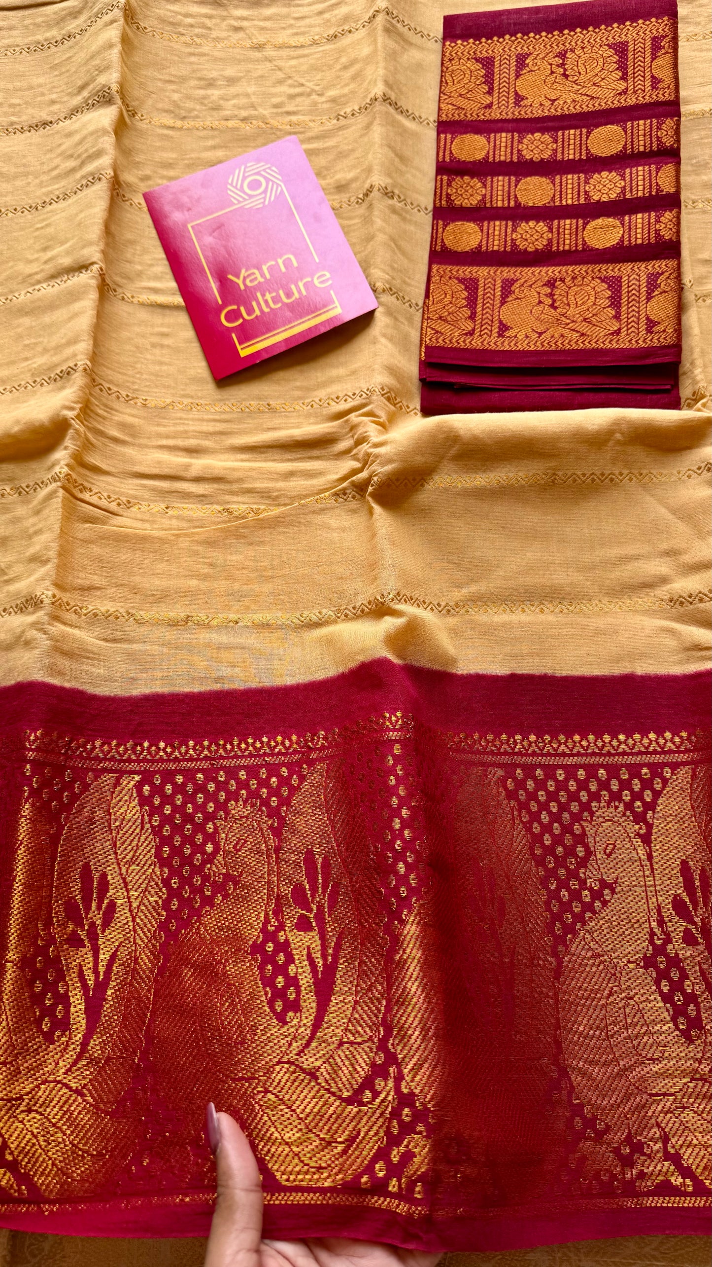 Sandal with red contrast wide border sungudi, kattuchayam dyed madurai cotton - YCIEON92