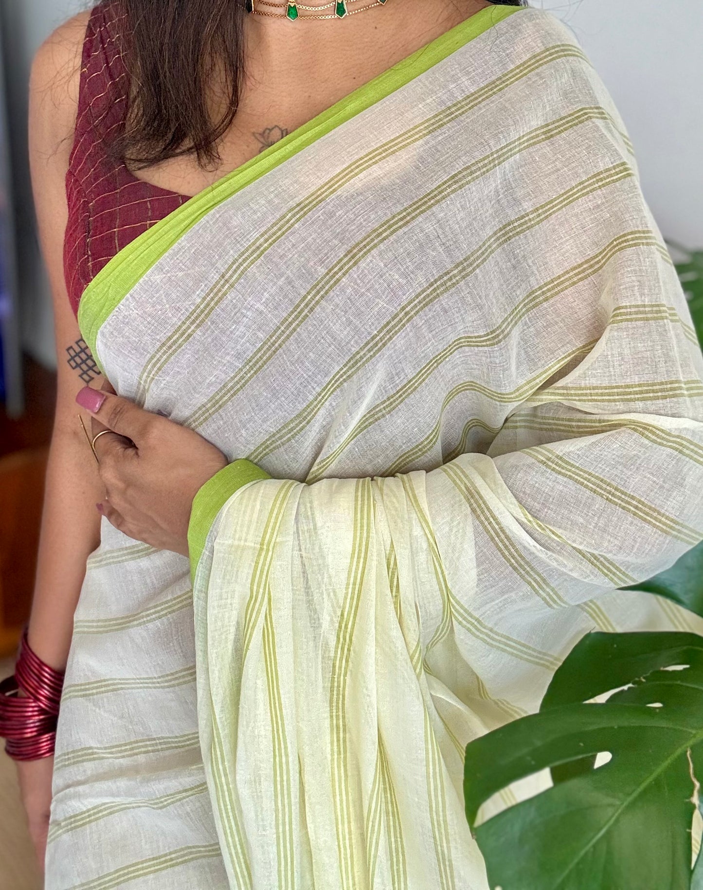 Ivory mul saree, green stripes - YCIEON23
