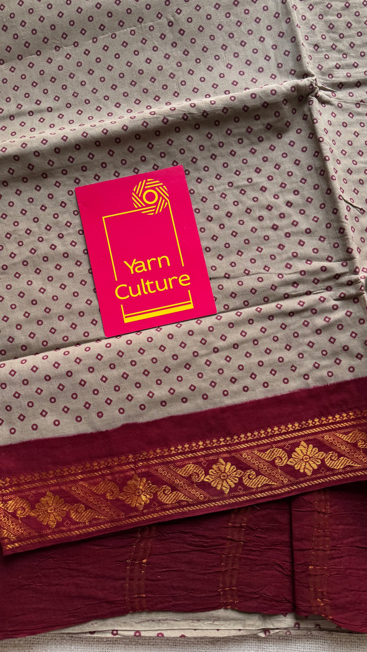 Warm grey with red, kattuchayam dyed madurai sungudi cotton saree - YCCOTNMSFE01