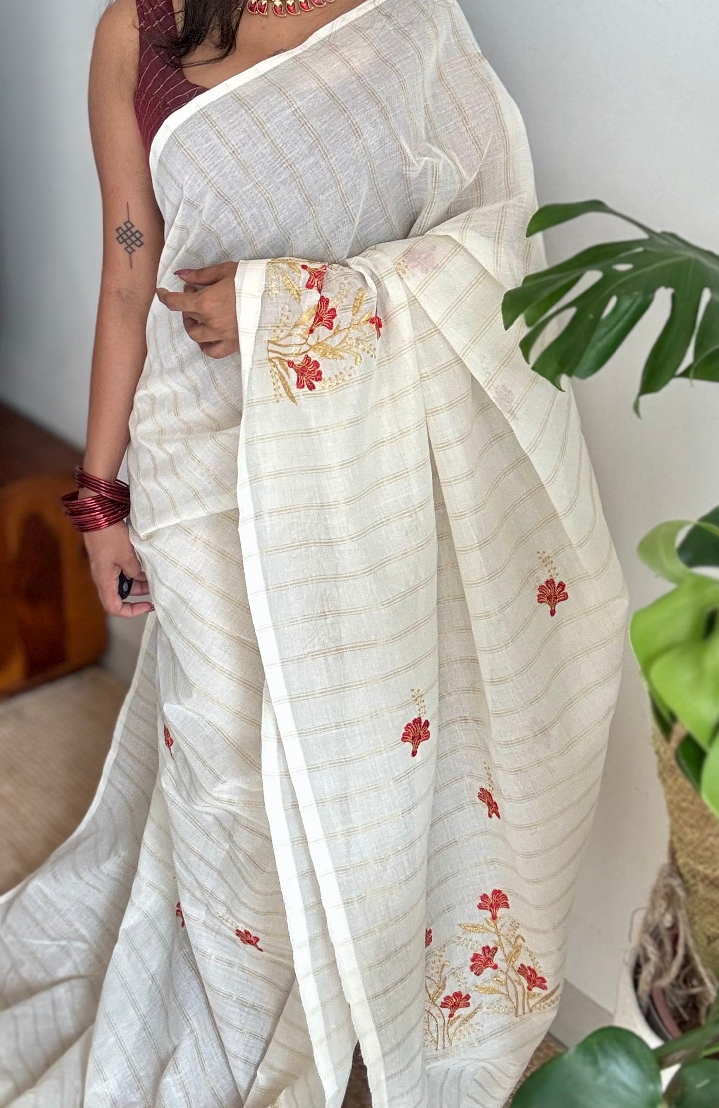 Ivory and gold soft cotton saree, red floral embroidery  - YCIEON52