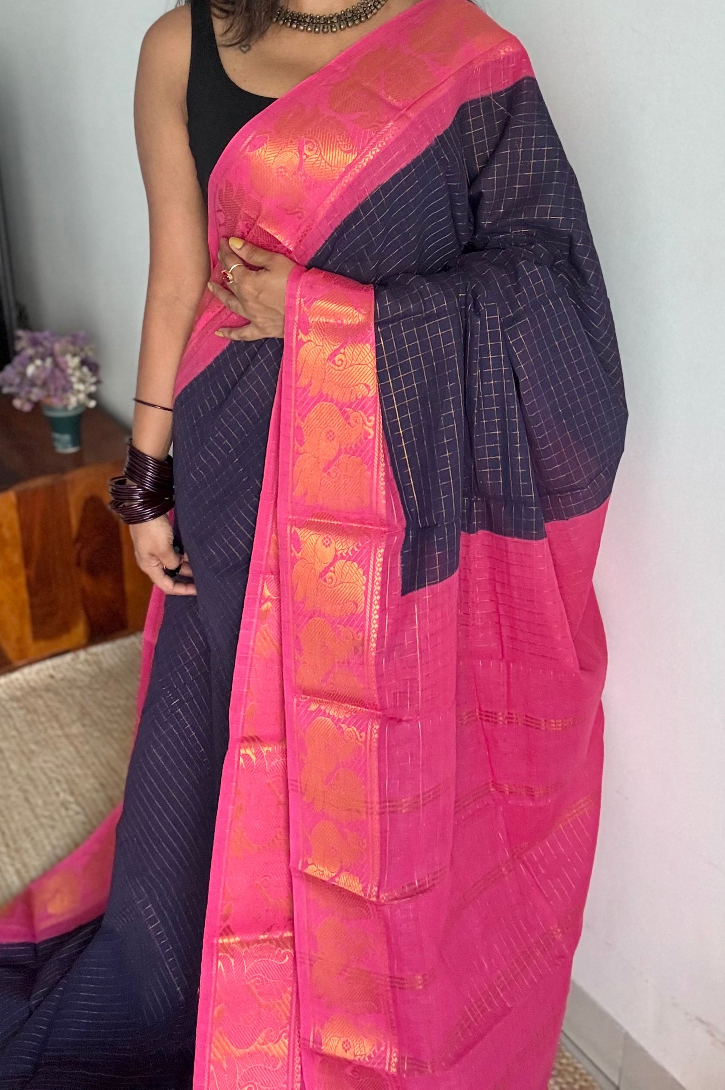 Navy blue with pink contrast, zari checkered sungudi, kattuchayam dyed madurai cotton - YCCOTNMSFE331